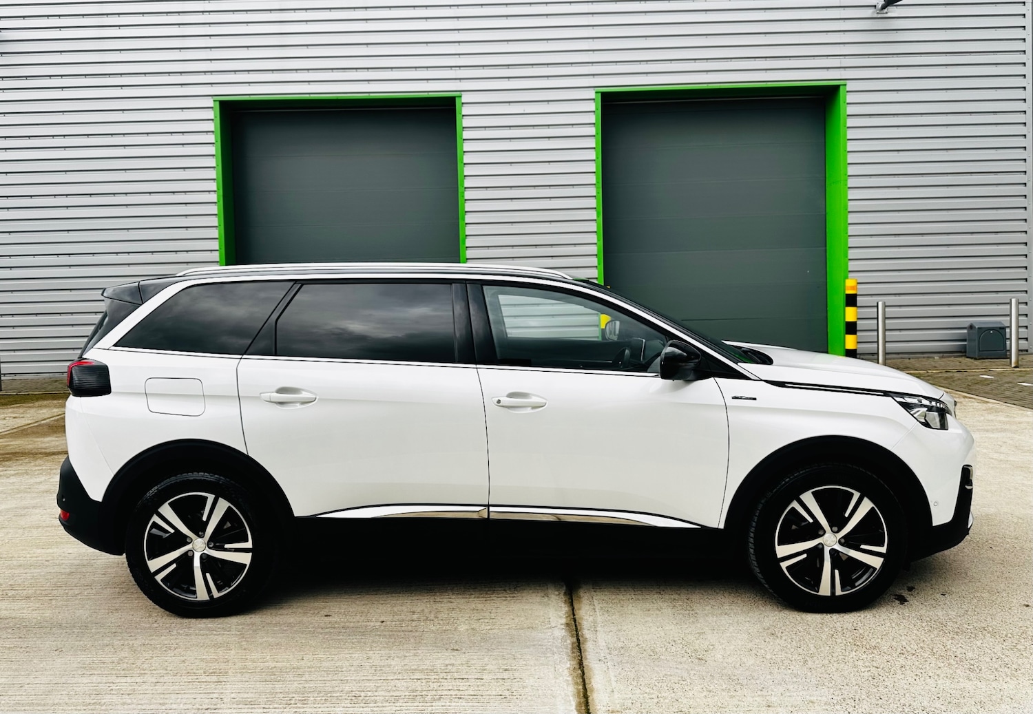 Used Peugeot 5008 2018 for sale - 76358253: Photo 96