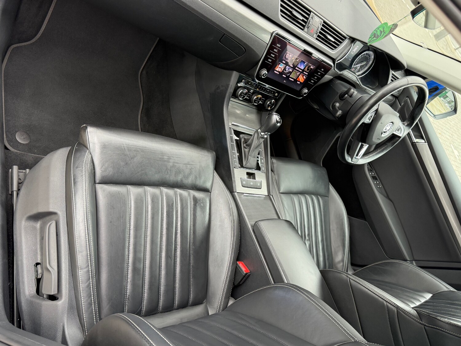 Used Skoda Superb 2020 for sale - 76418575: Photo 25