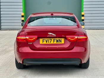 Used Jaguar XE 2017 for sale - 76246472: Photo