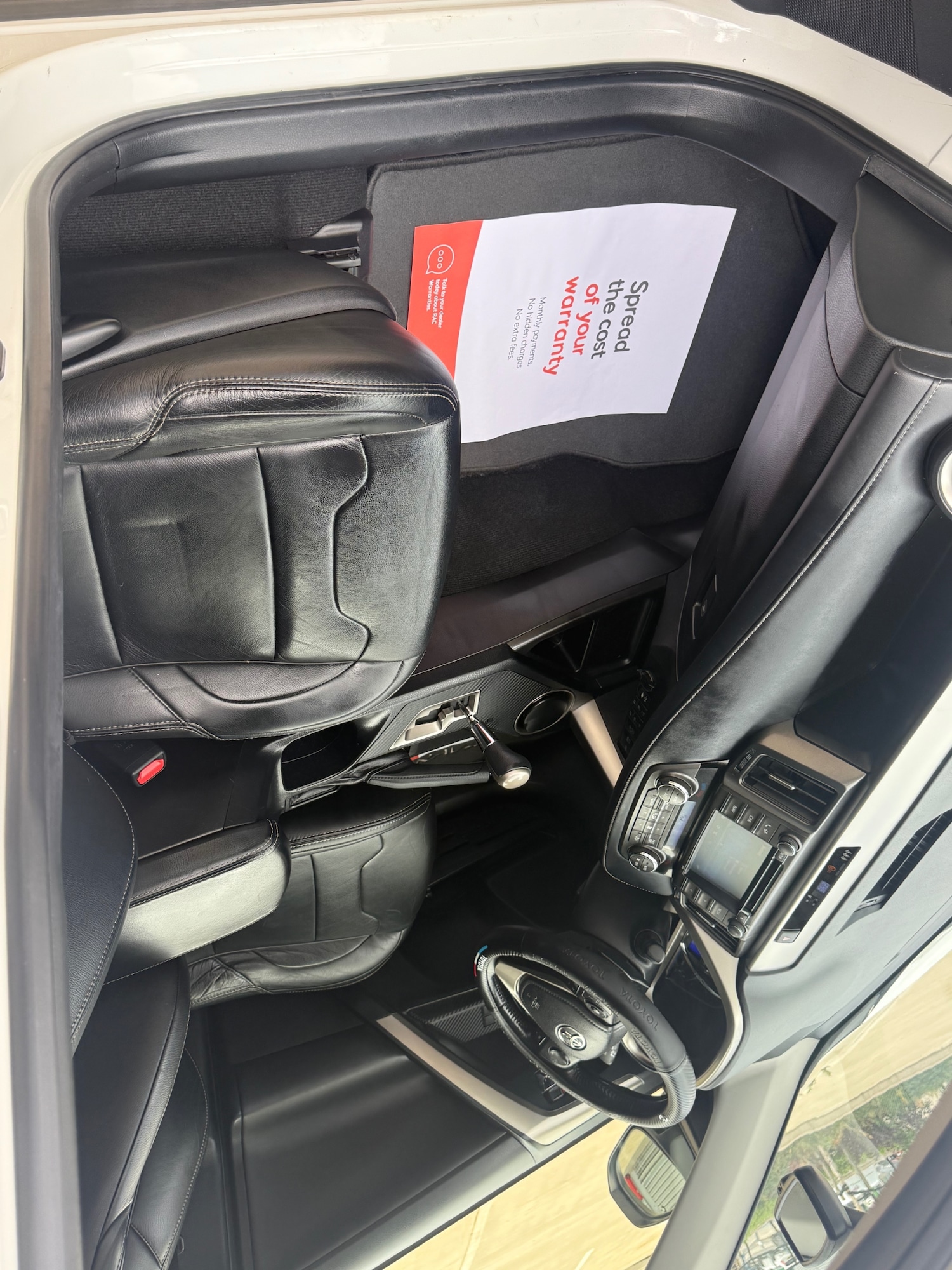 Used Toyota RAV4 2015 for sale - 76334858: Photo 10