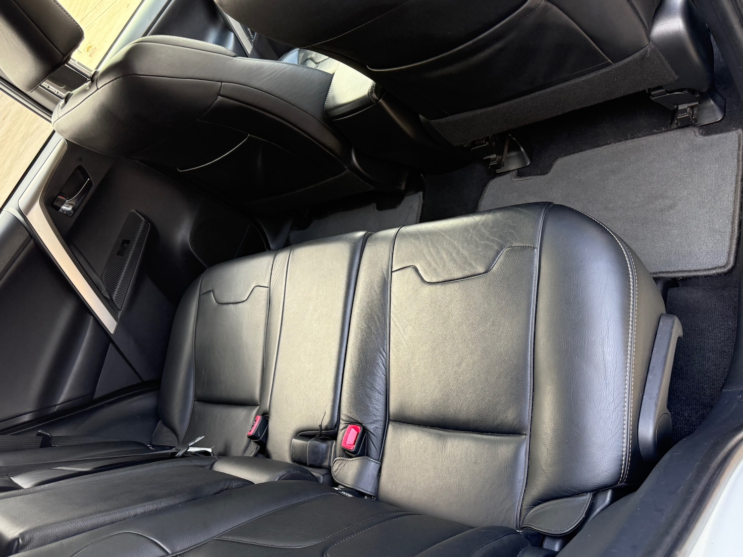 Used Toyota RAV4 2015 for sale - 76334858: Photo 12