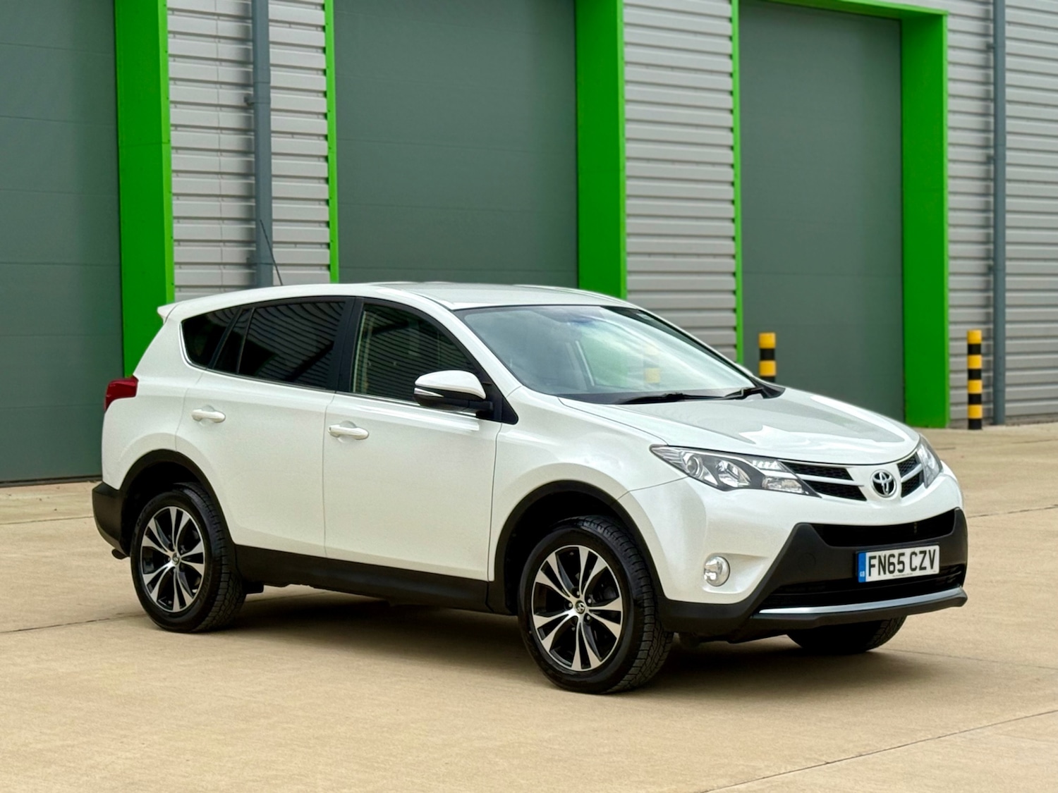 Used Toyota RAV4 2015 for sale - 76334858: Photo 20