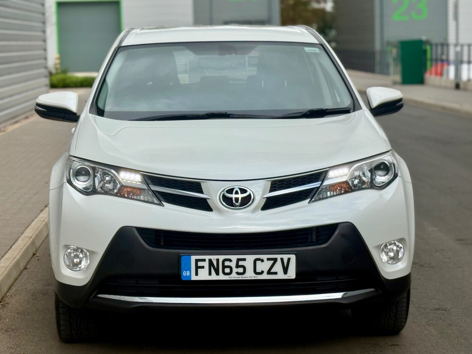 Used Toyota RAV4 2015 for sale - 76334858: Photo 29
