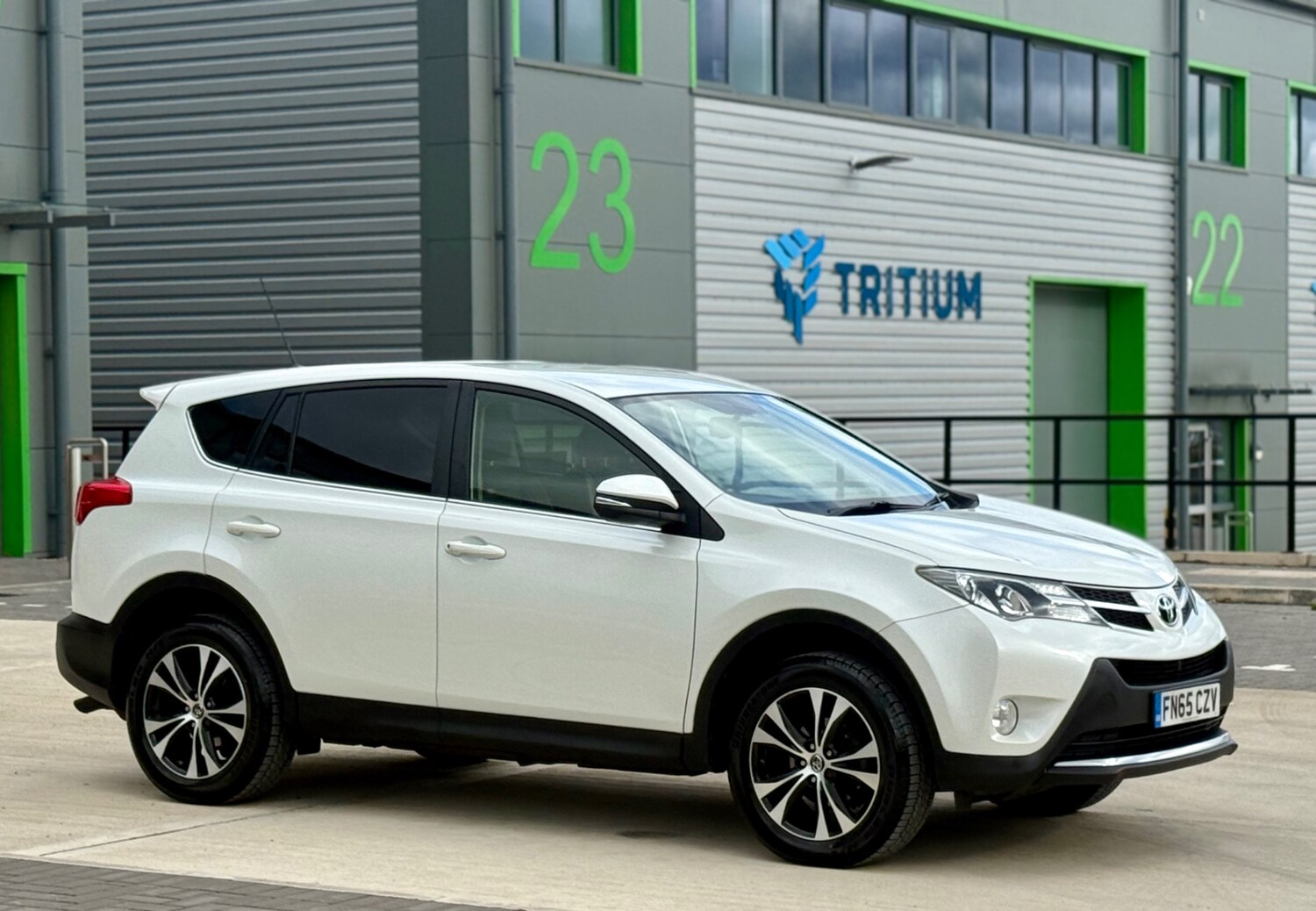 Used Toyota RAV4 2015 for sale - 76334858: Photo 39