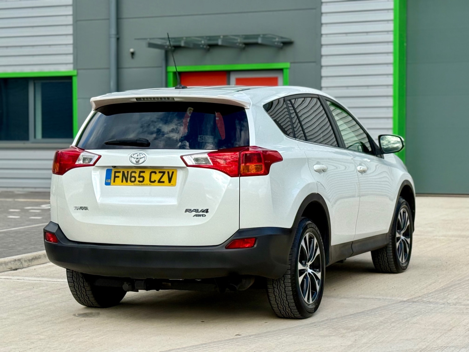 Used Toyota RAV4 2015 for sale - 76334858: Photo 48