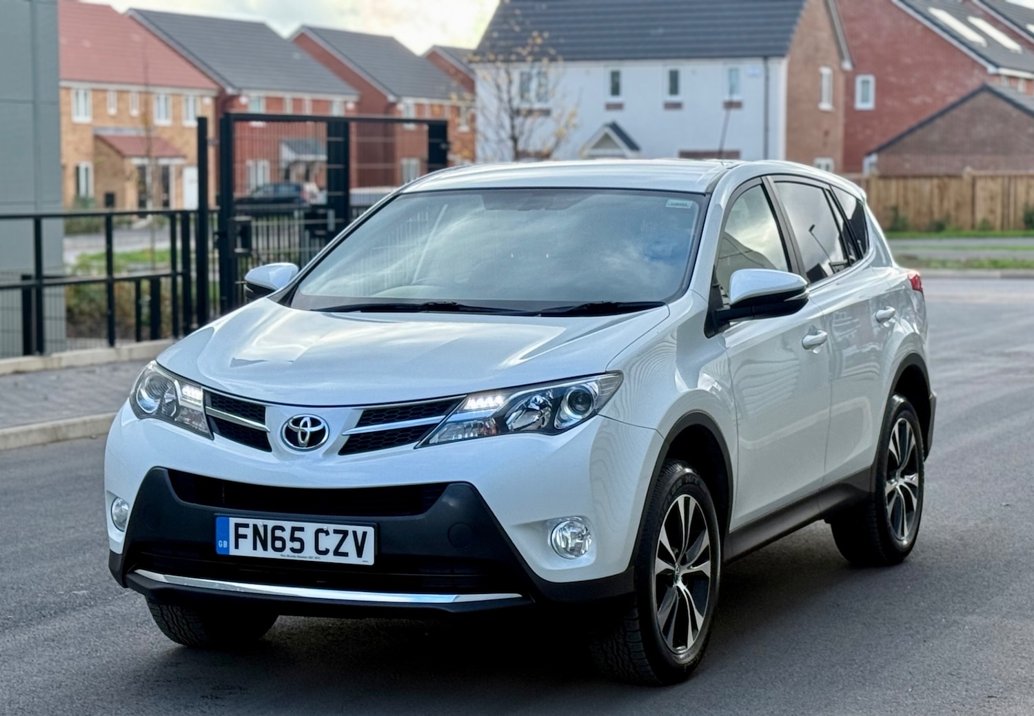 Used Toyota RAV4 2015 for sale - 76334858: Photo 58