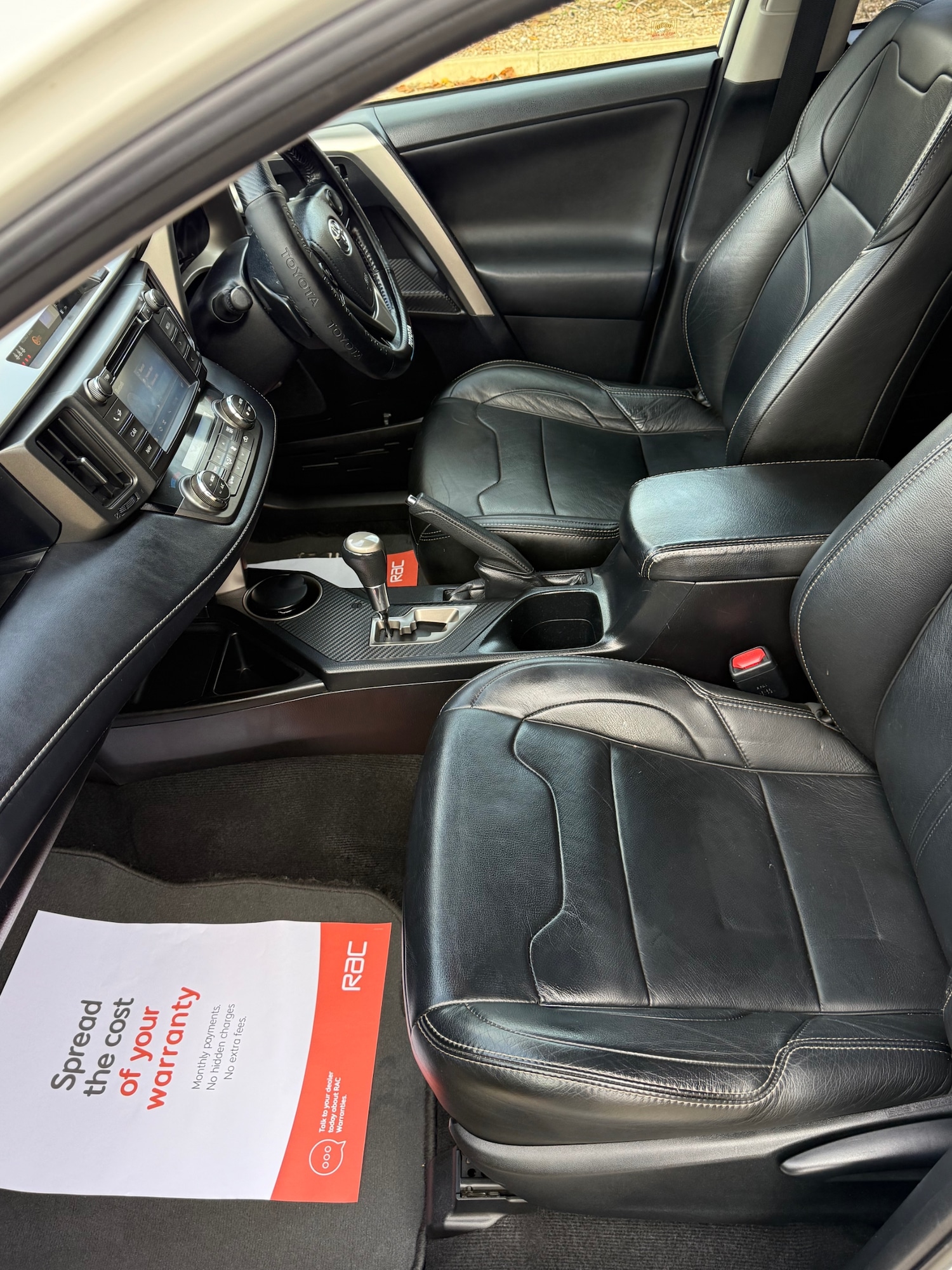 Used Toyota RAV4 2015 for sale - 76334858: Photo 64