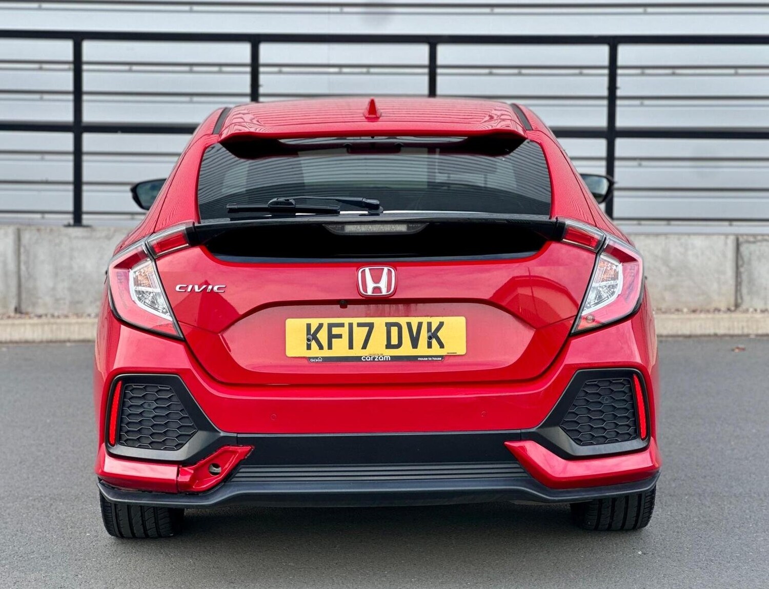 Used Honda Civic 2017 for sale - 77688991: Photo 35