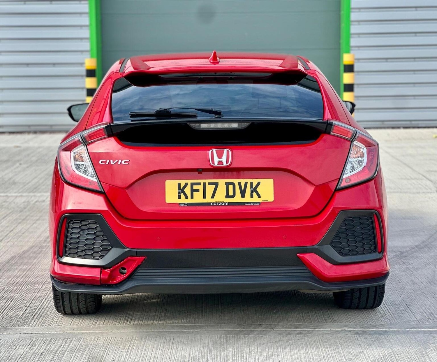 Used Honda Civic 2017 for sale - 77688991: Photo 4