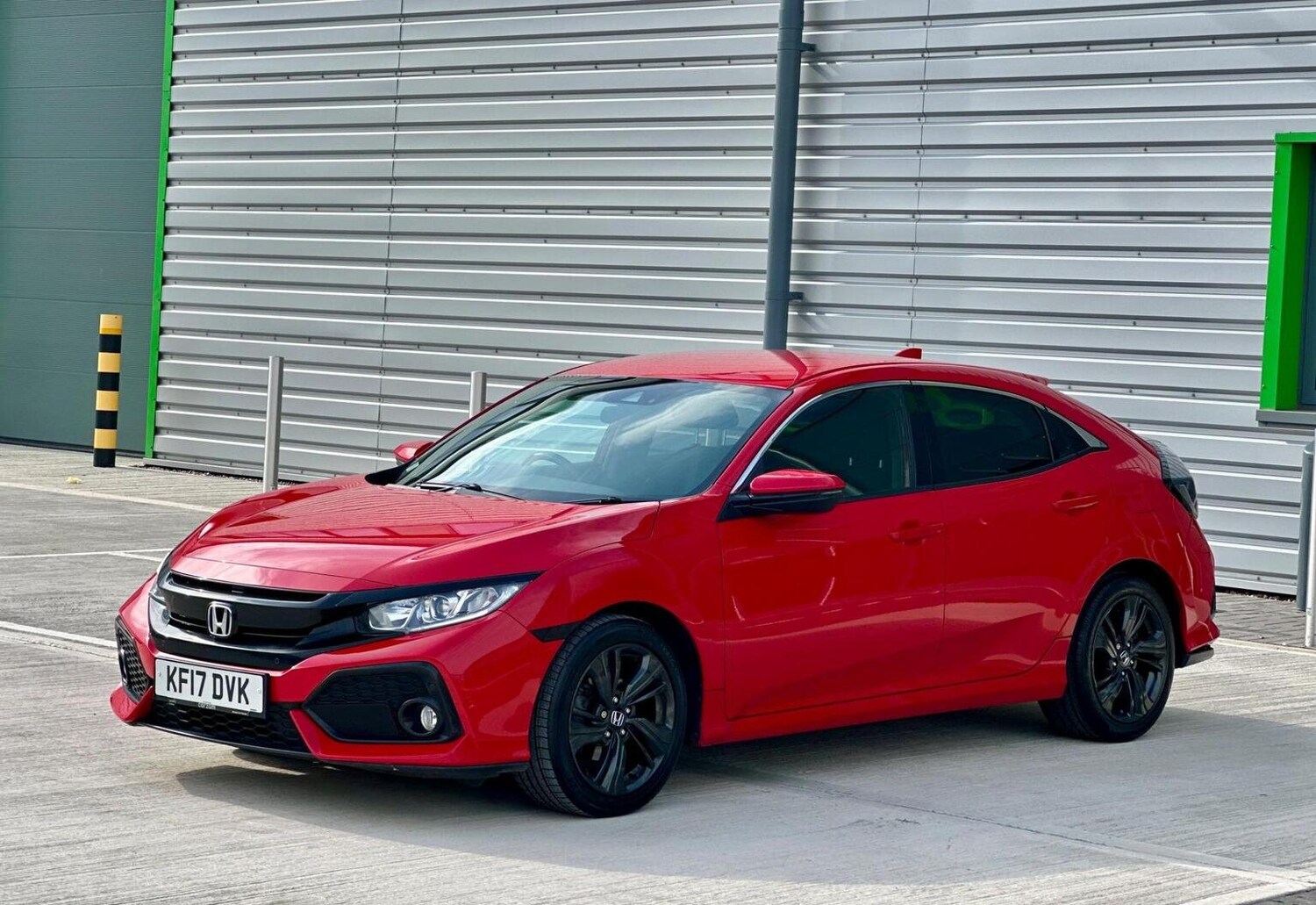 Used Honda Civic 2017 for sale - 77688991: Photo 49