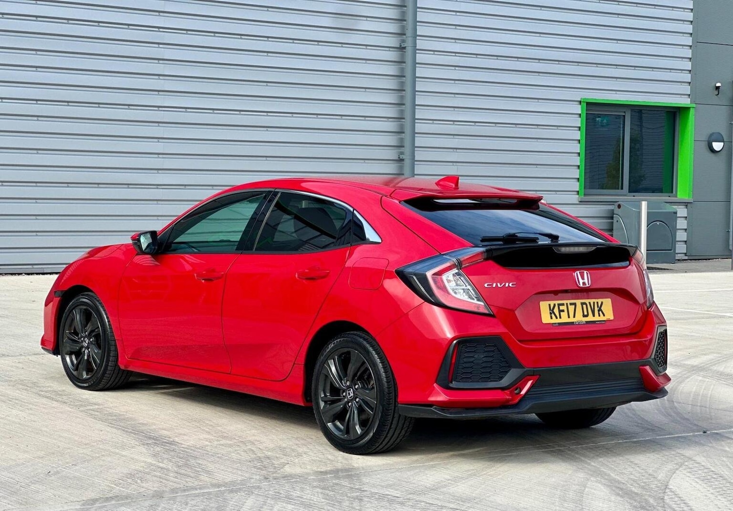 Used Honda Civic 2017 for sale - 77688991: Photo 5