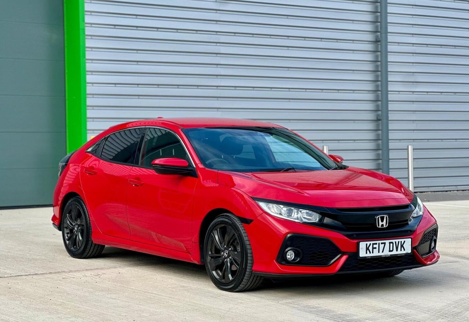 Used Honda Civic 2017 for sale - 77688991: Photo 55