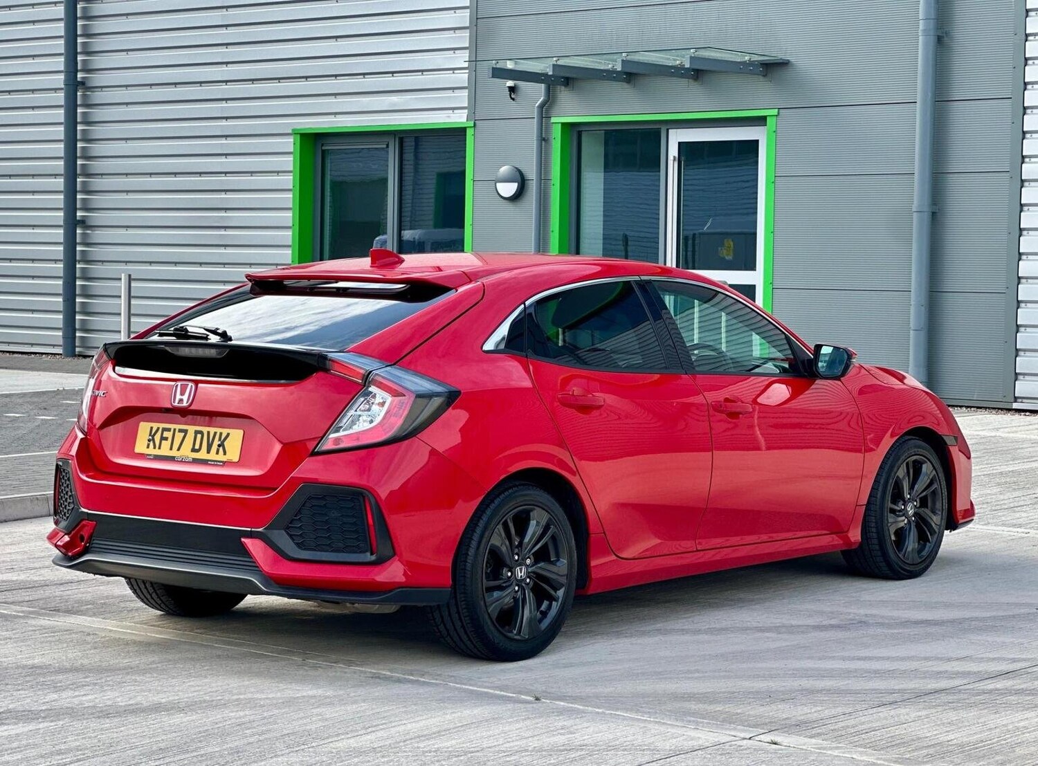 Used Honda Civic 2017 for sale - 77688991: Photo 6