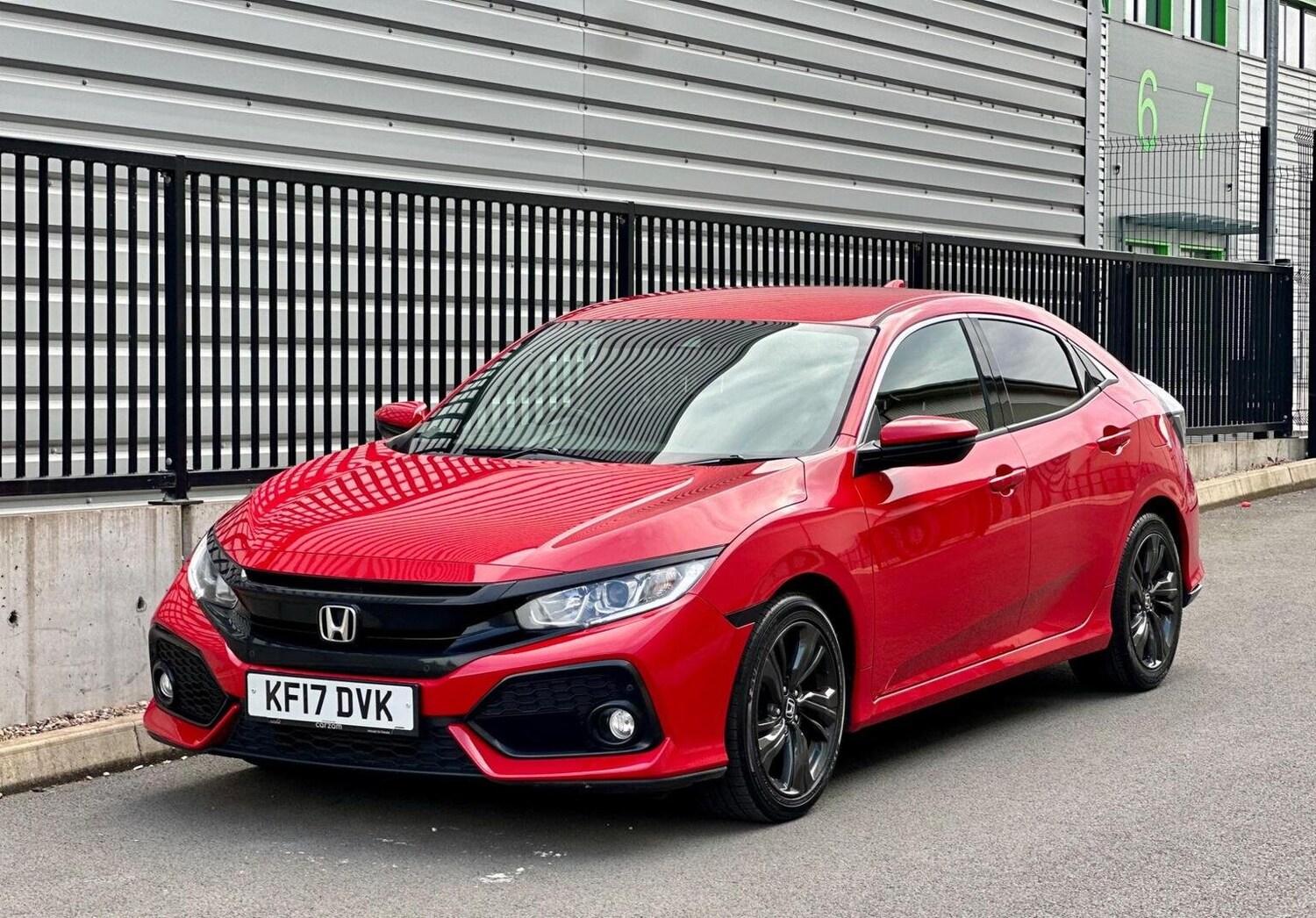 Used Honda Civic 2017 for sale - 77688991: Photo 71