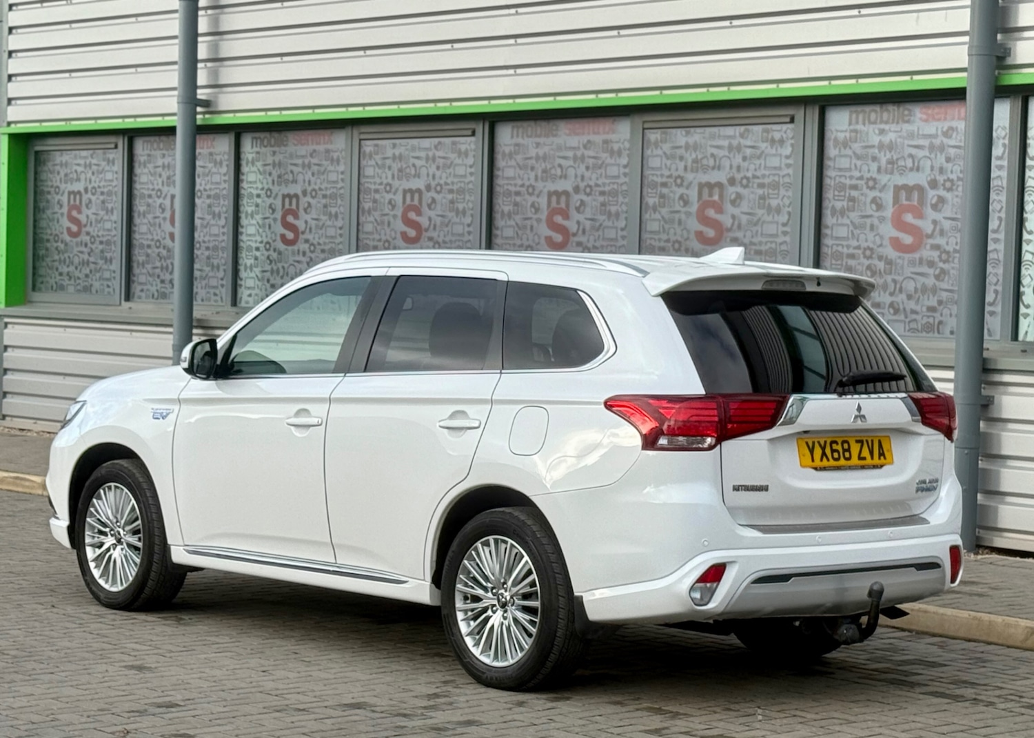 Used Mitsubishi Outlander 2018 for sale - 77438699: Photo 58