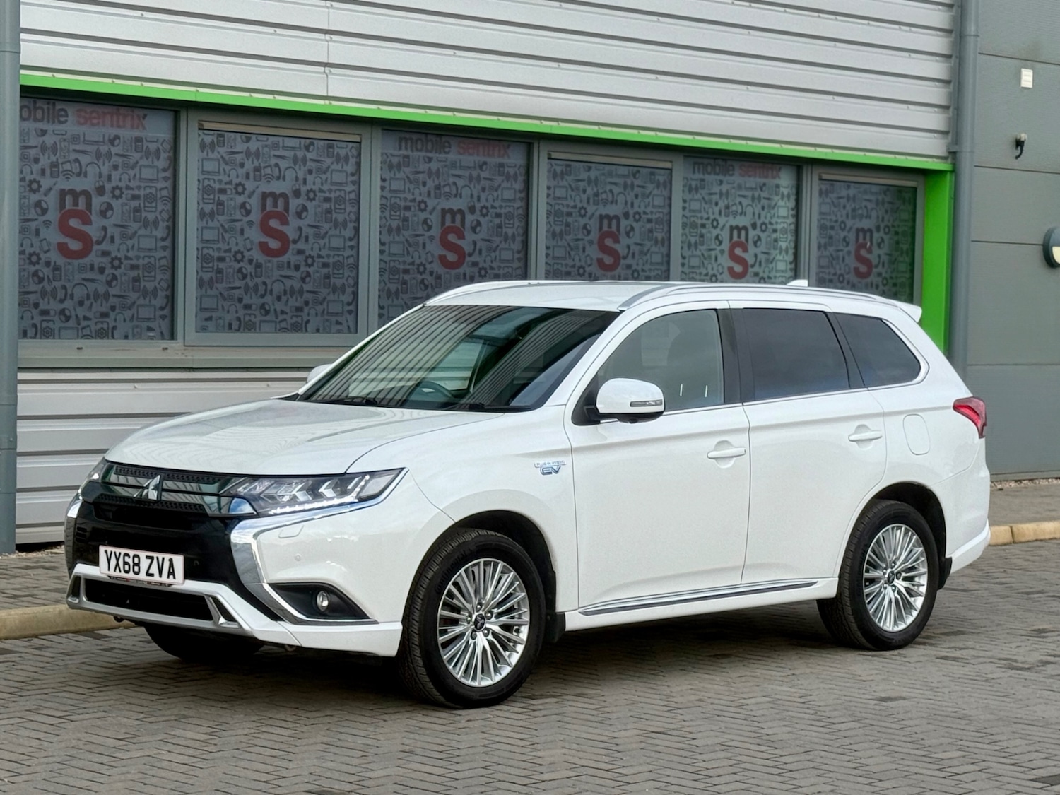 Used Mitsubishi Outlander 2018 for sale - 77438699: Photo 65