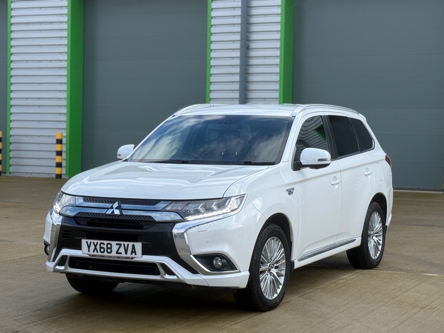 Used Mitsubishi Outlander 2018 for sale - 77438699: Photo 77