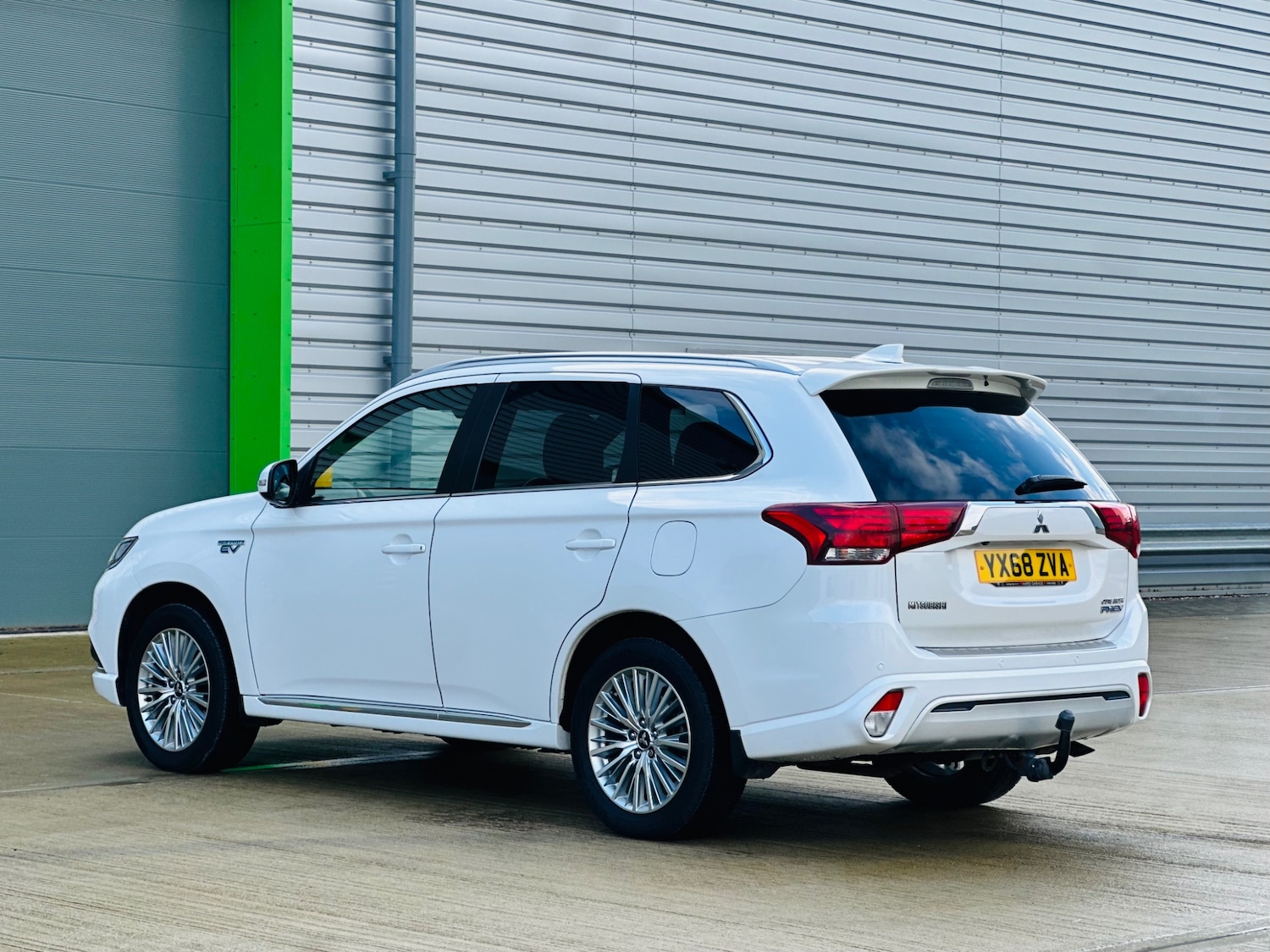 Used Mitsubishi Outlander 2018 for sale - 77438699: Photo 89