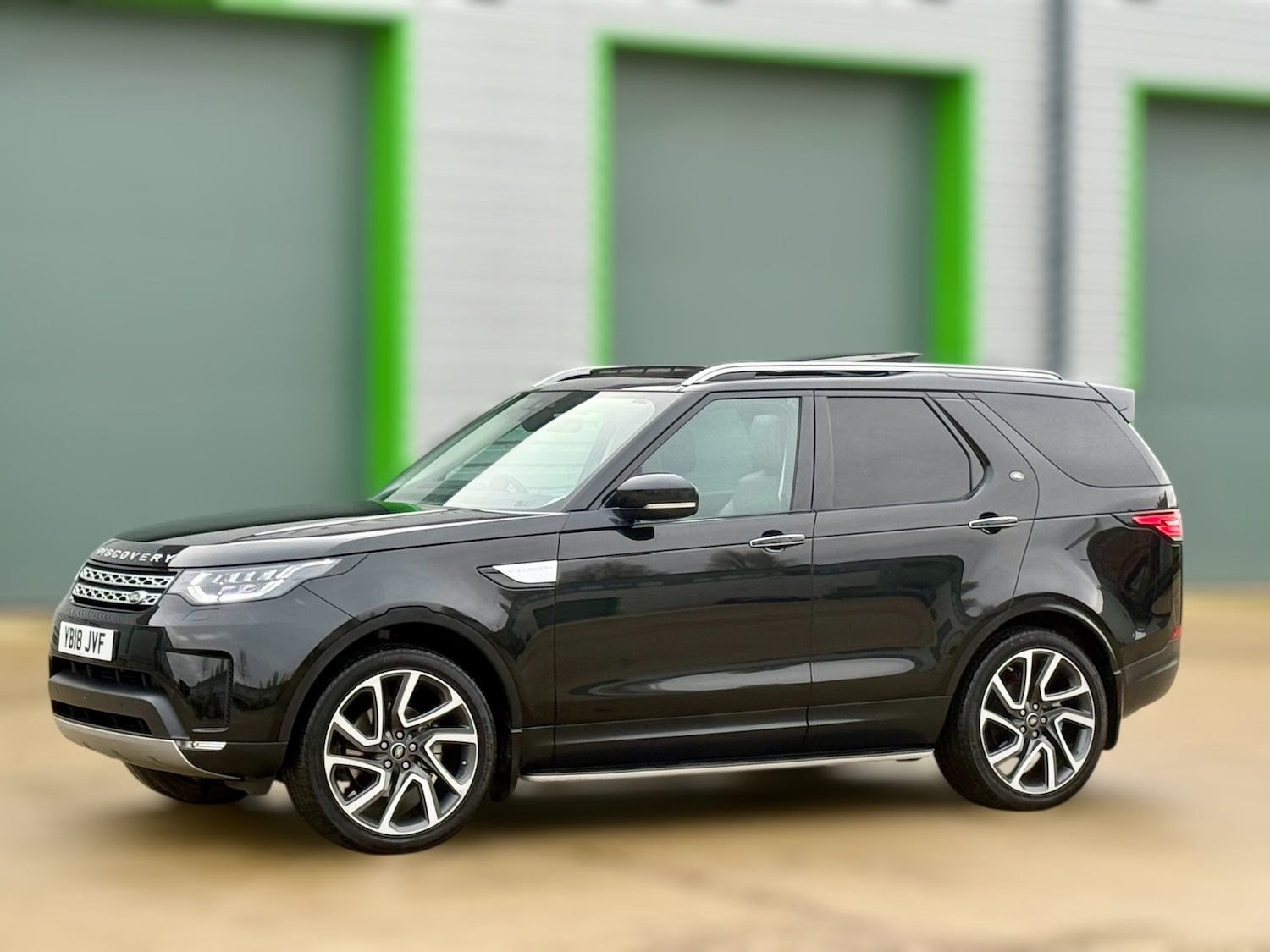 Used Land Rover Discovery 2018 for sale - 77201634: Photo 19