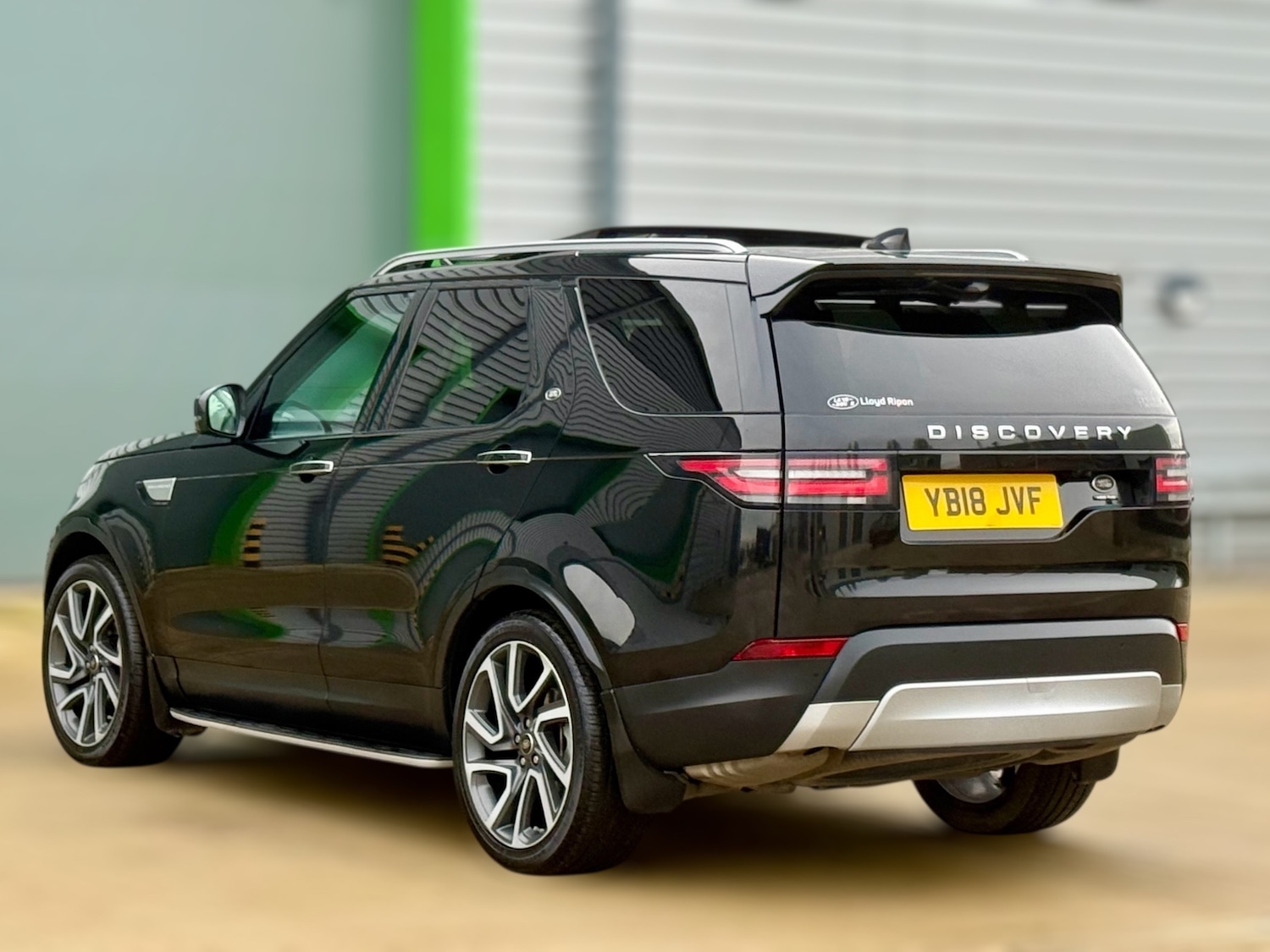 Used Land Rover Discovery 2018 for sale - 77201634: Photo 24