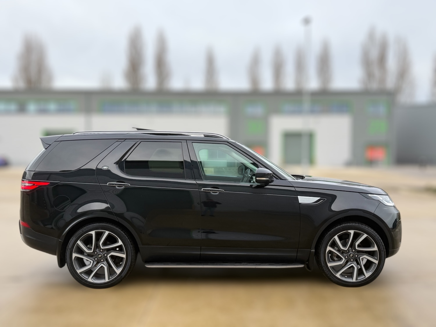Used Land Rover Discovery 2018 for sale - 77201634: Photo 28