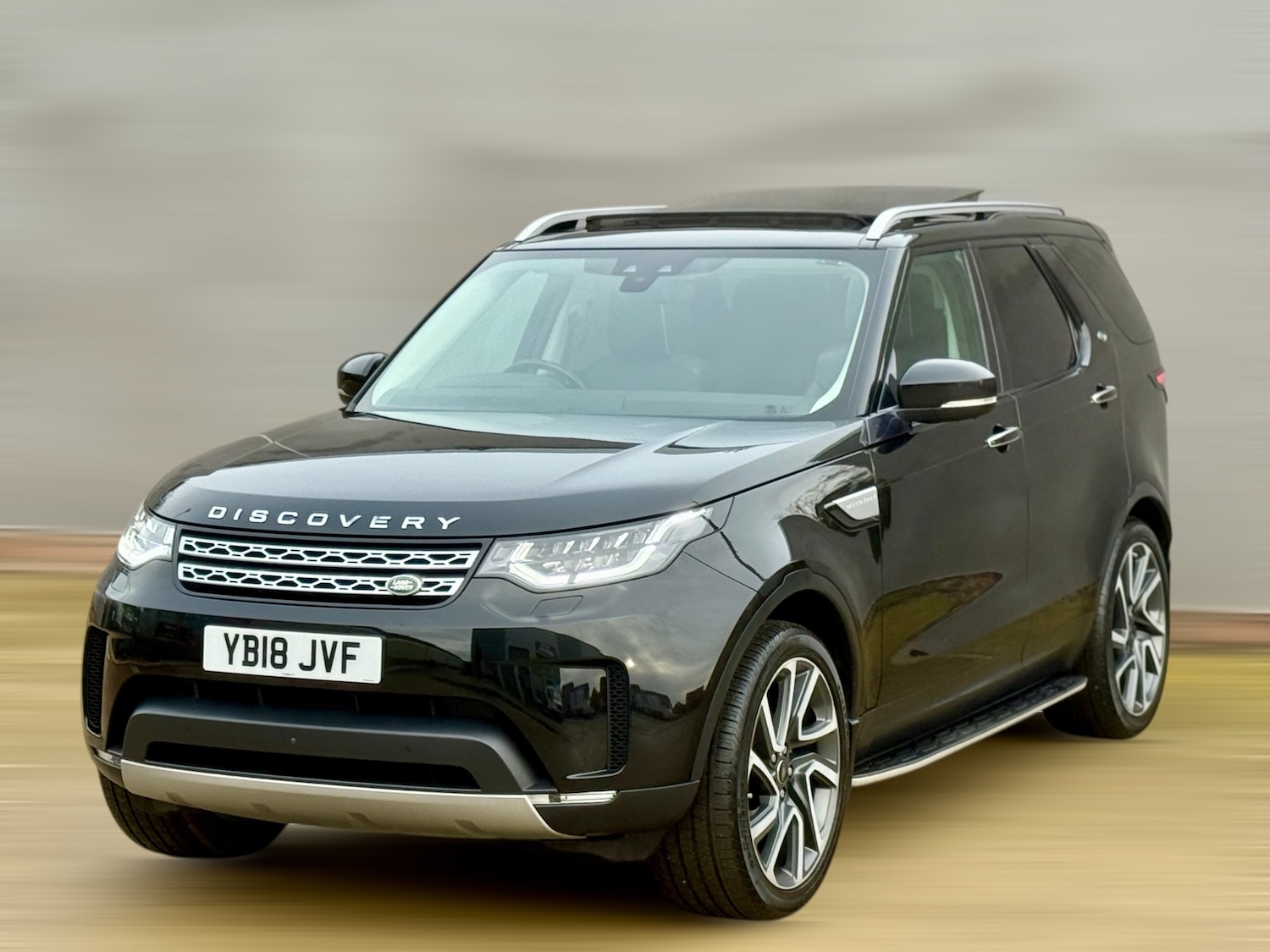 Used Land Rover Discovery 2018 for sale - 77201634: Photo 30