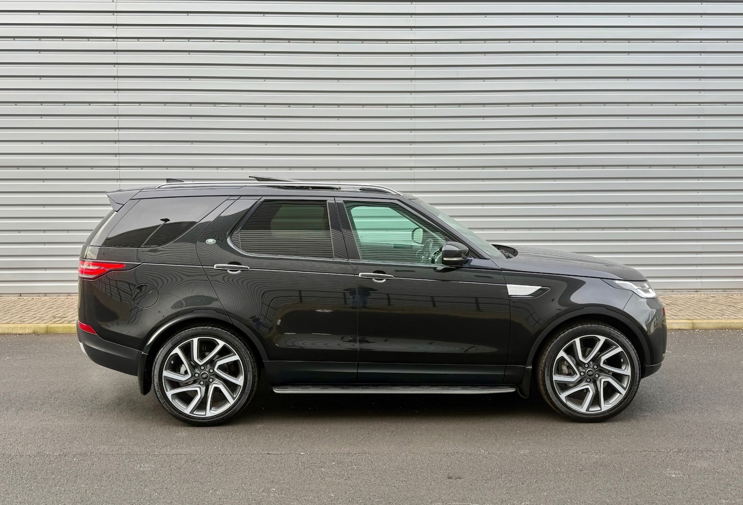Used Land Rover Discovery 2018 for sale - 77201634: Photo 58