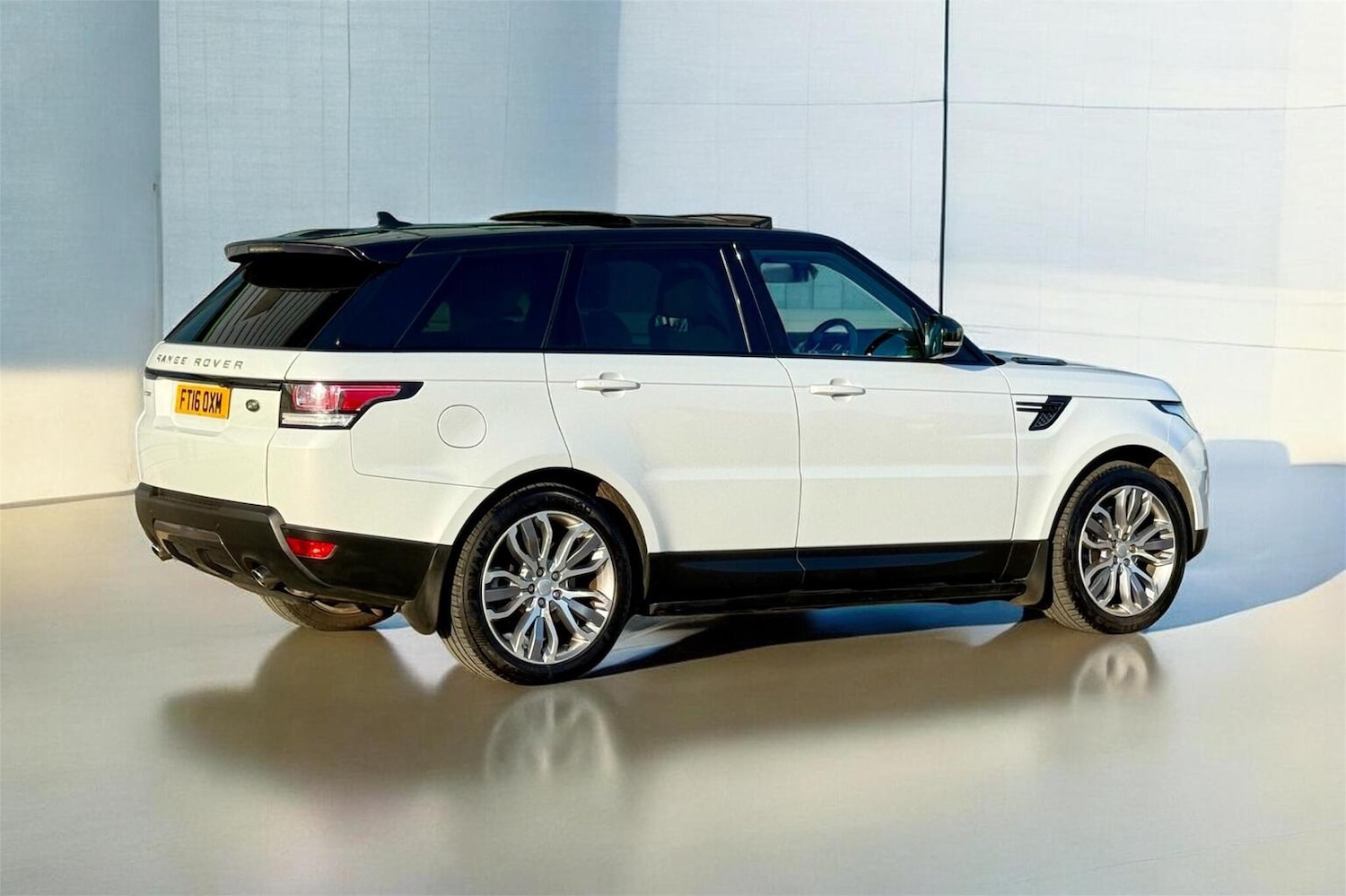 Used Land Rover Range Rover Sport 2016 for sale - 77759024: Photo 5
