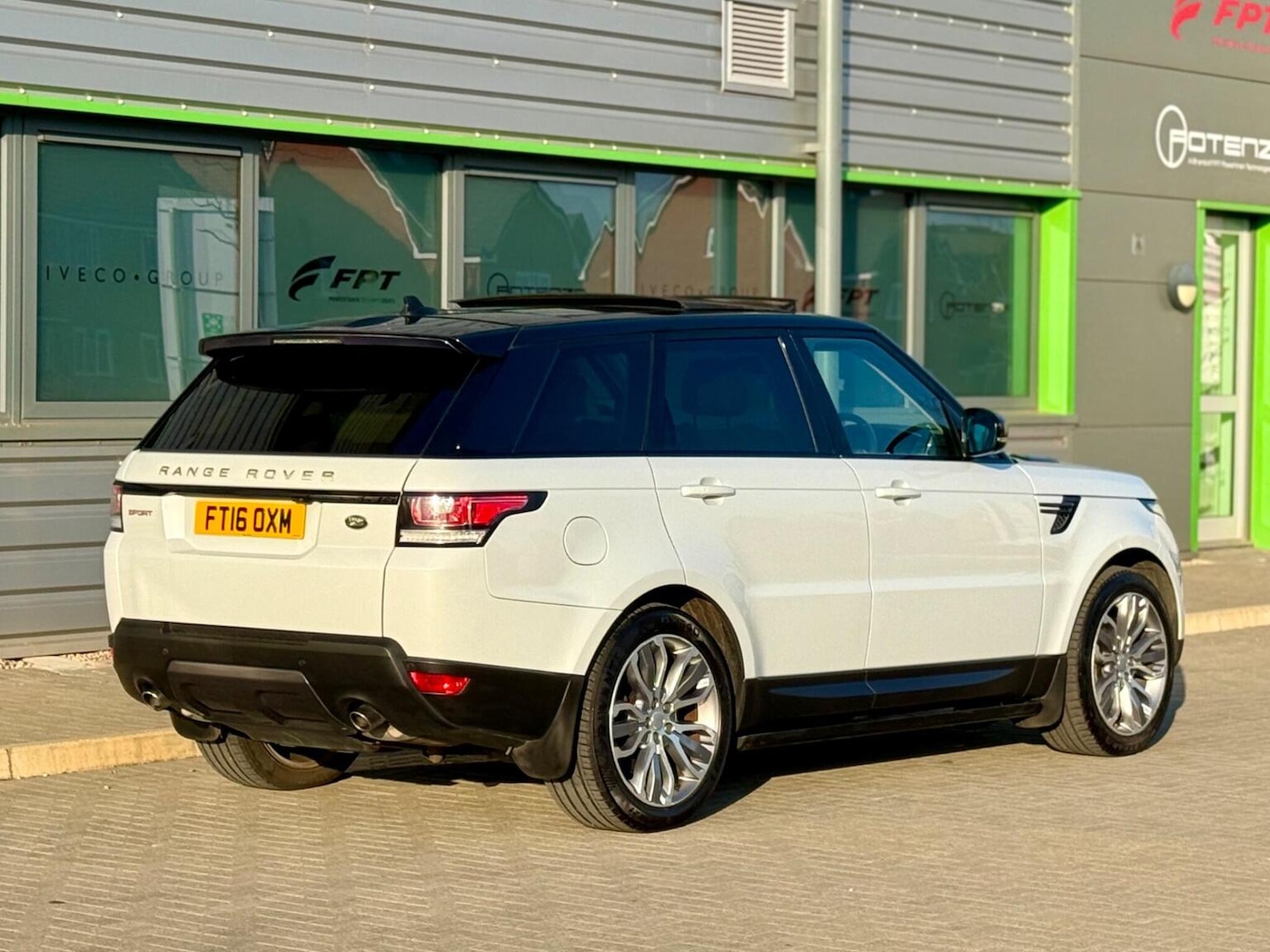 Used Land Rover Range Rover Sport 2016 for sale - 77759024: Photo 68