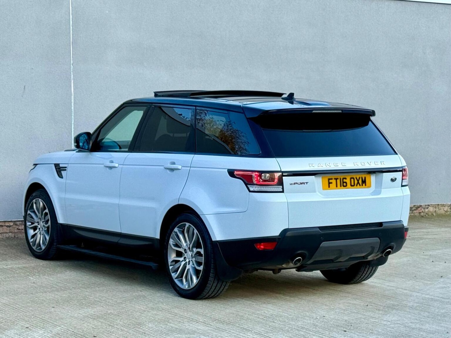Used Land Rover Range Rover Sport 2016 for sale - 77759024: Photo 70