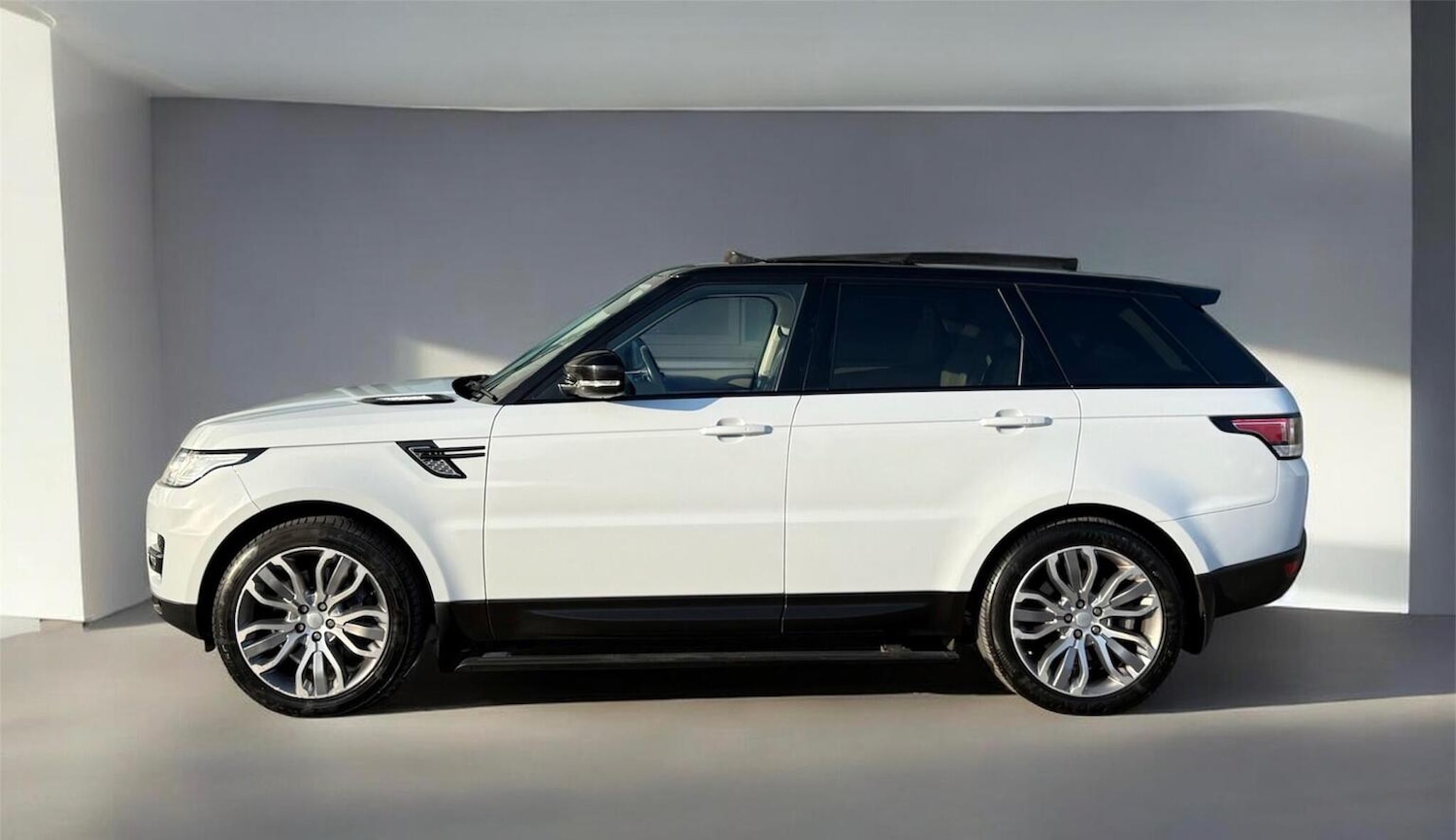 Used Land Rover Range Rover Sport 2016 for sale - 77759024: Photo 87