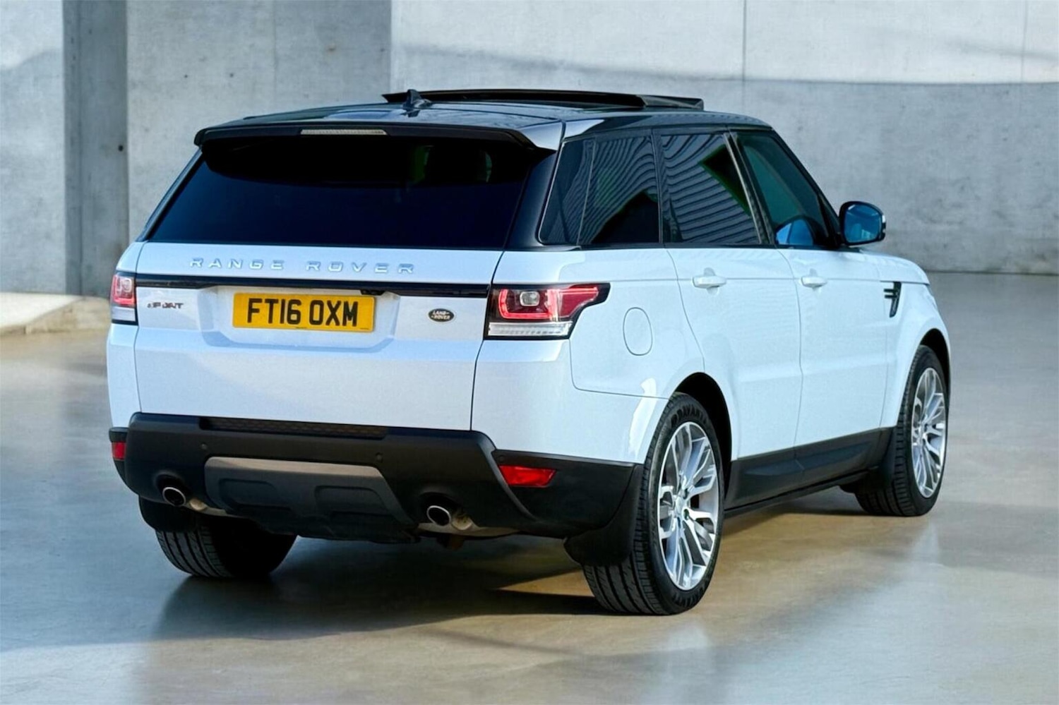 Used Land Rover Range Rover Sport 2016 for sale - 77759024: Photo 89