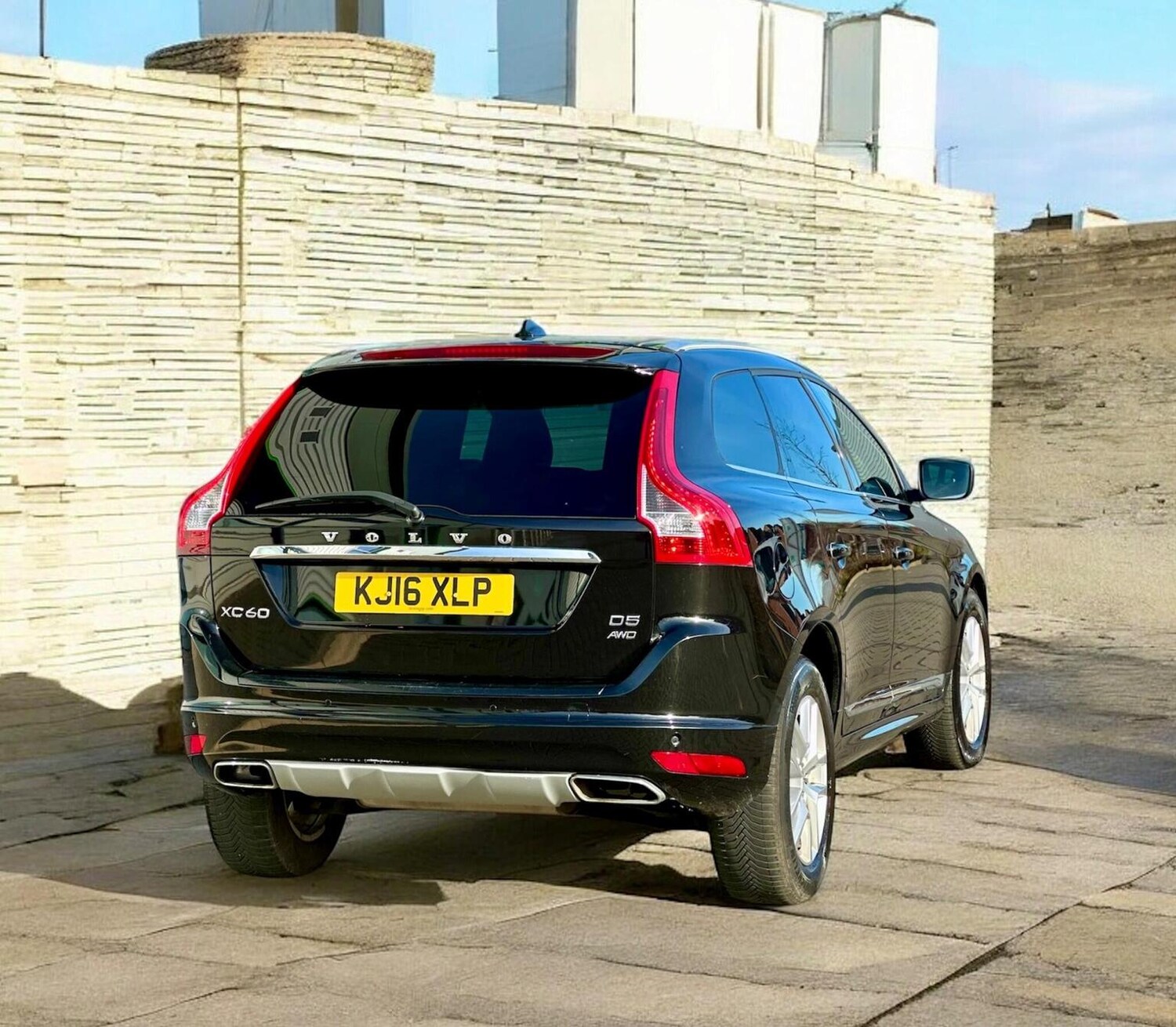 Used Volvo XC60 2016 for sale - 77688985: Photo 17