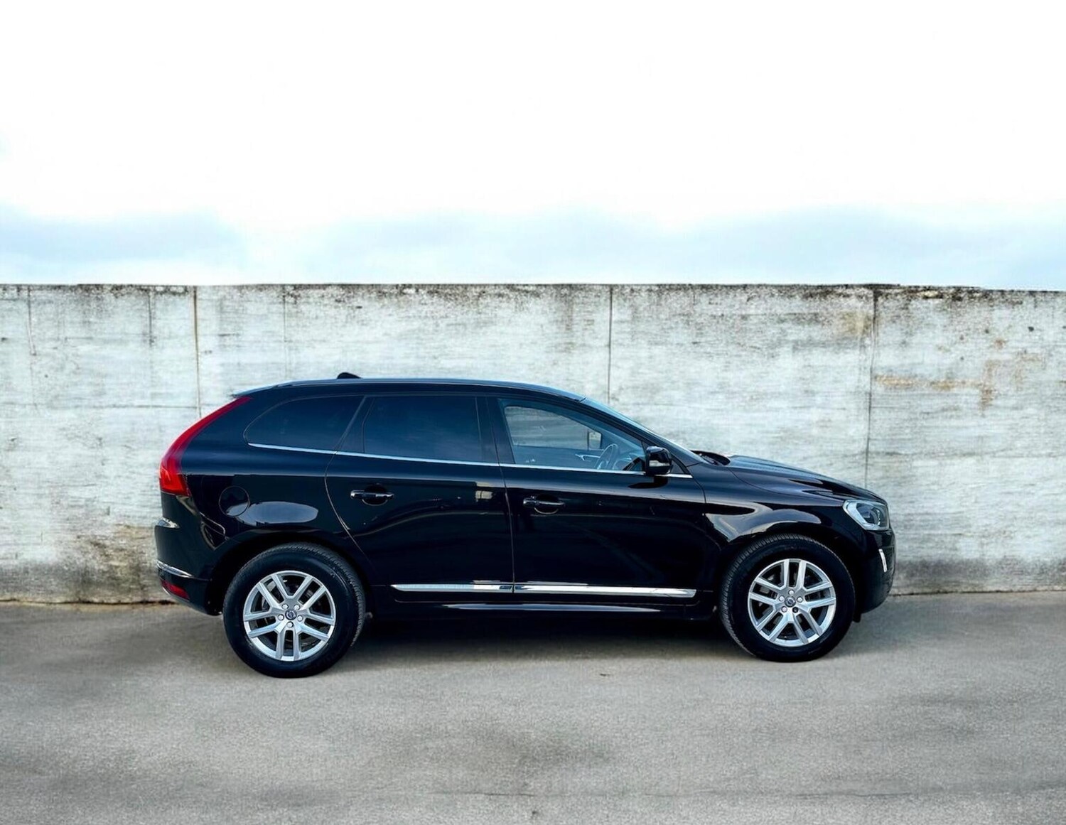 Used Volvo XC60 2016 for sale - 77688985: Photo 26