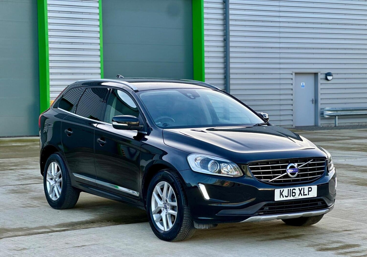 Used Volvo XC60 2016 for sale - 77688985: Photo 33