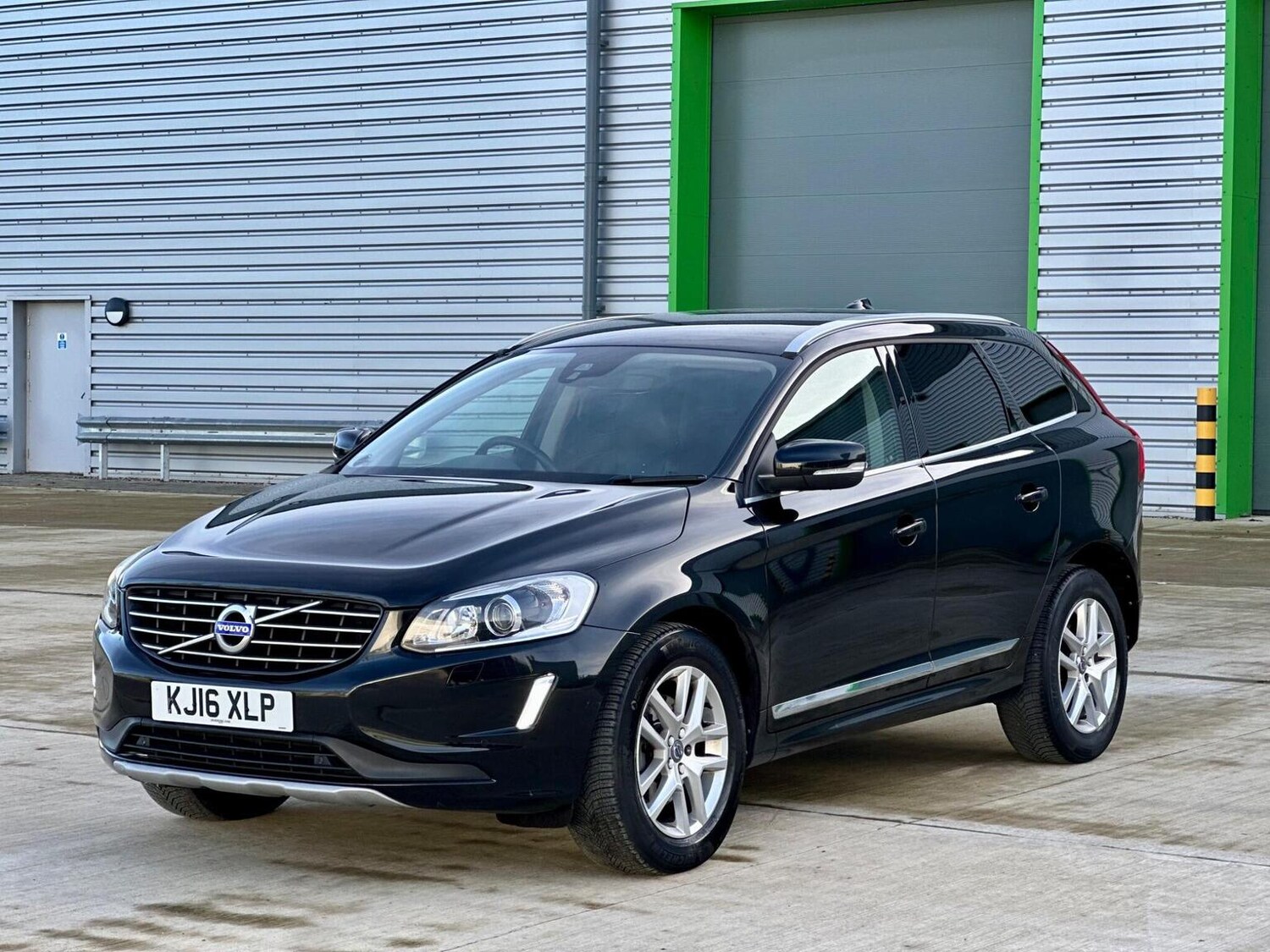 Used Volvo XC60 2016 for sale - 77688985: Photo 34