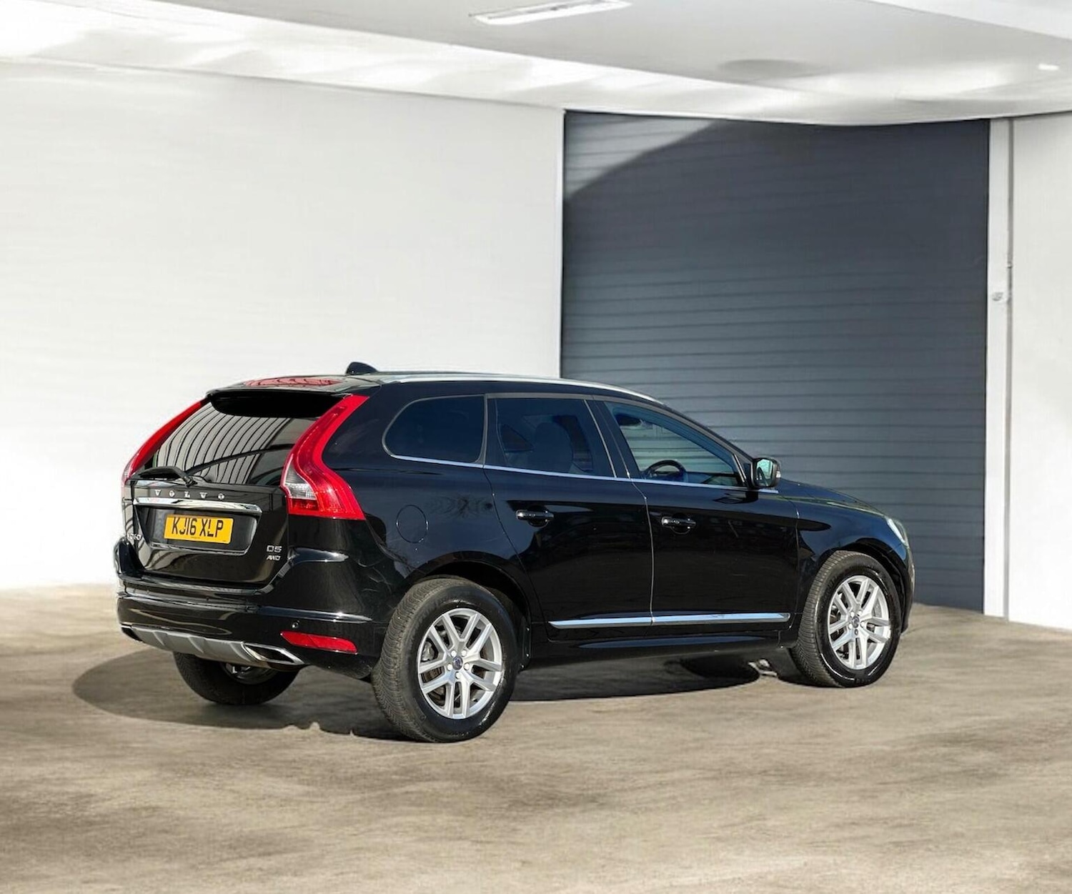 Used Volvo XC60 2016 for sale - 77688985: Photo 5