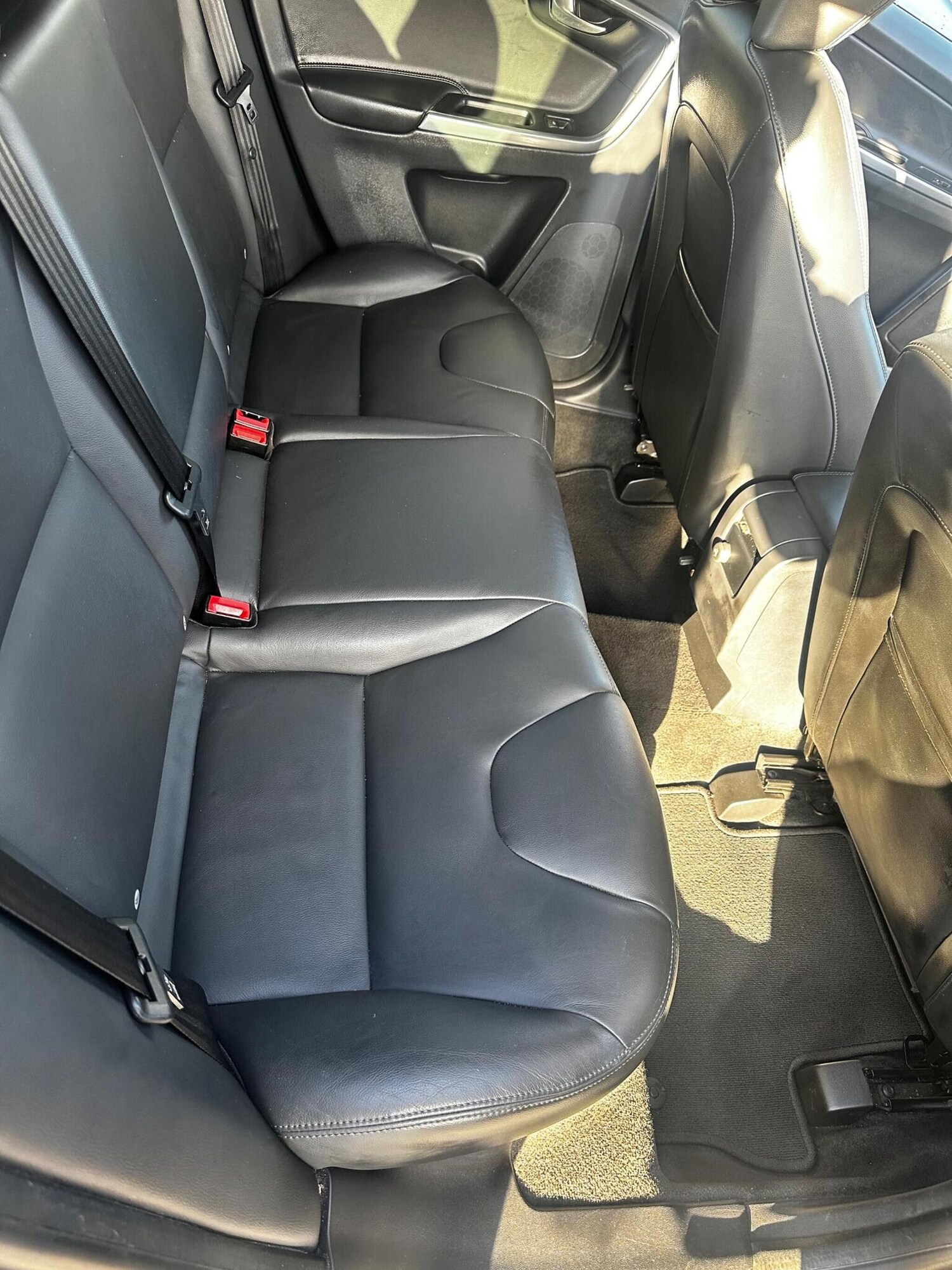 Used Volvo XC60 2016 for sale - 77688985: Photo 76