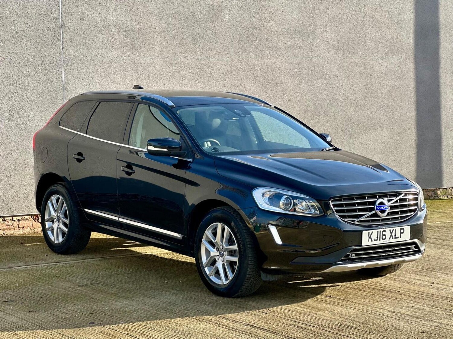 Used Volvo XC60 2016 for sale - 77688985: Photo 82