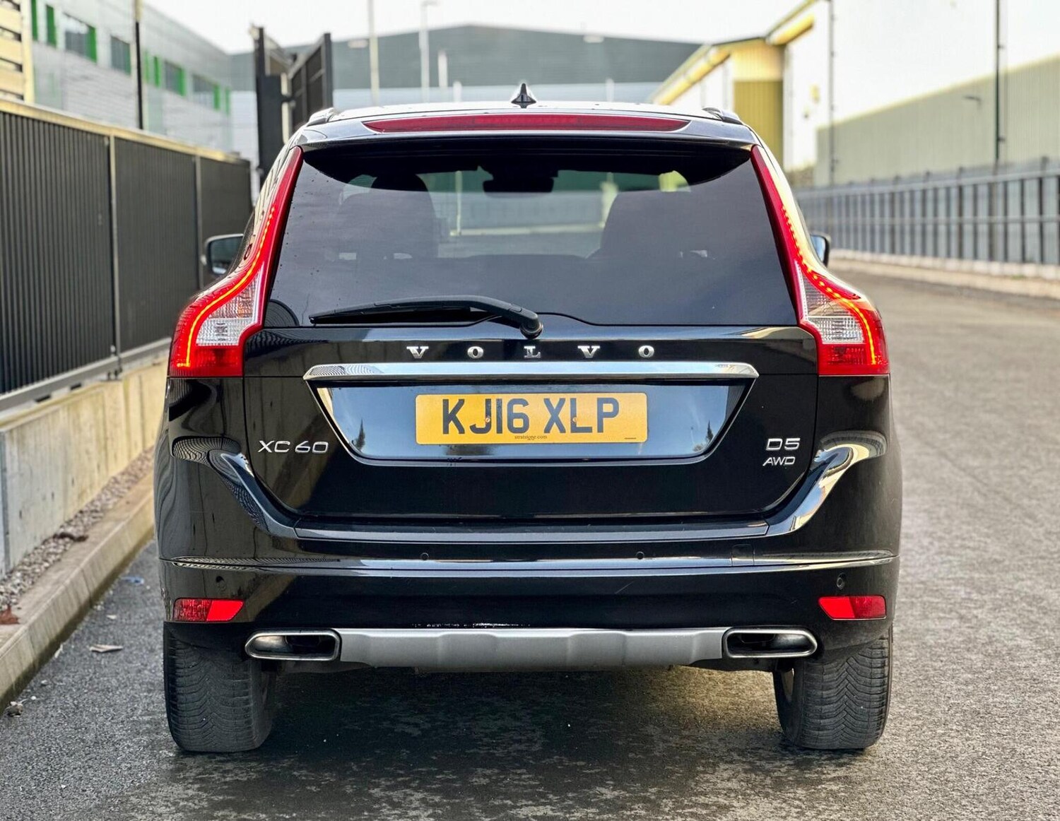 Used Volvo XC60 2016 for sale - 77688985: Photo 85