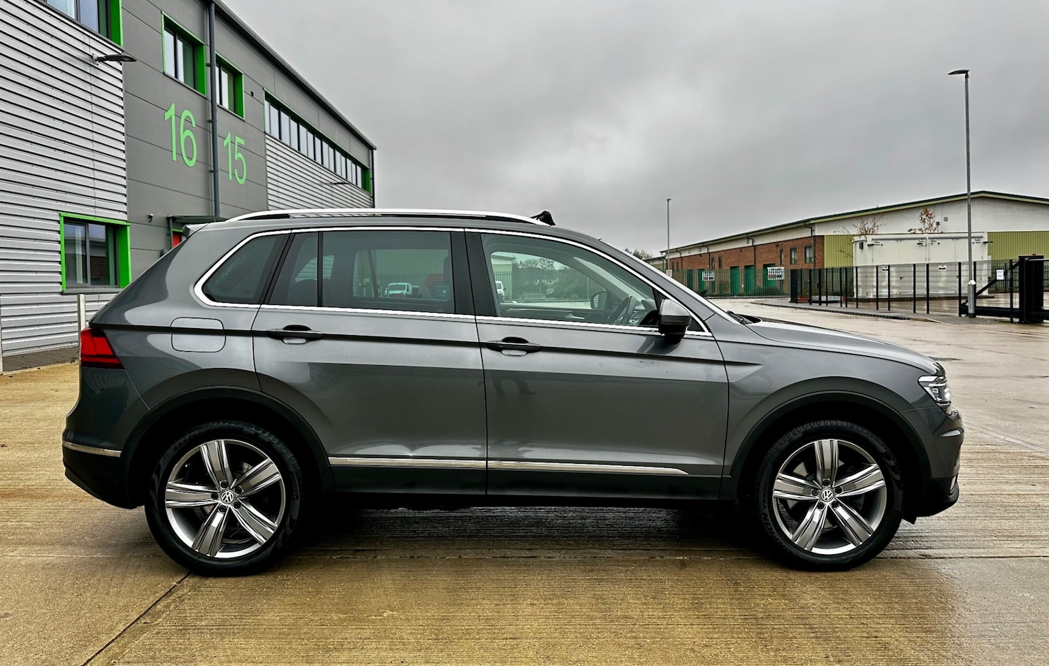 Used Volkswagen Tiguan 2017 for sale - 76594627: Photo 27
