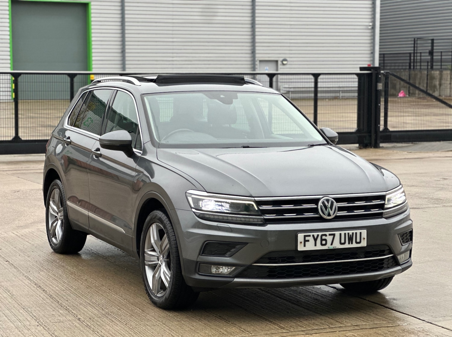 Used Volkswagen Tiguan 2017 for sale - 76594627: Photo 44