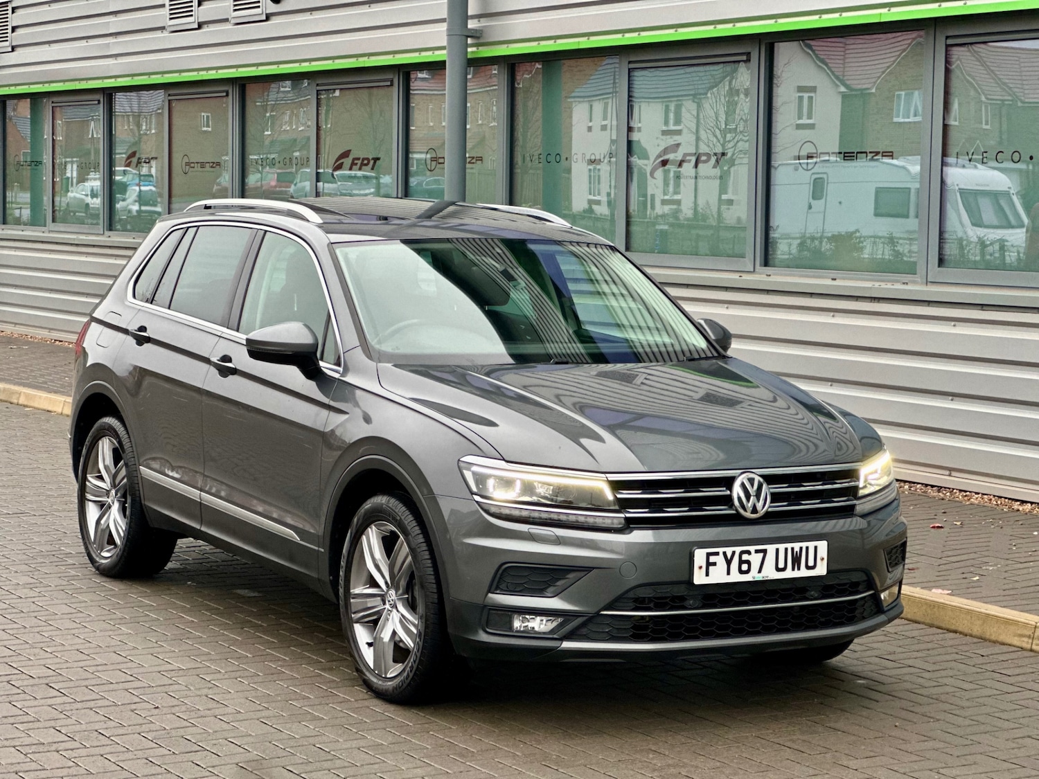 Used Volkswagen Tiguan 2017 for sale - 76594627: Photo 74
