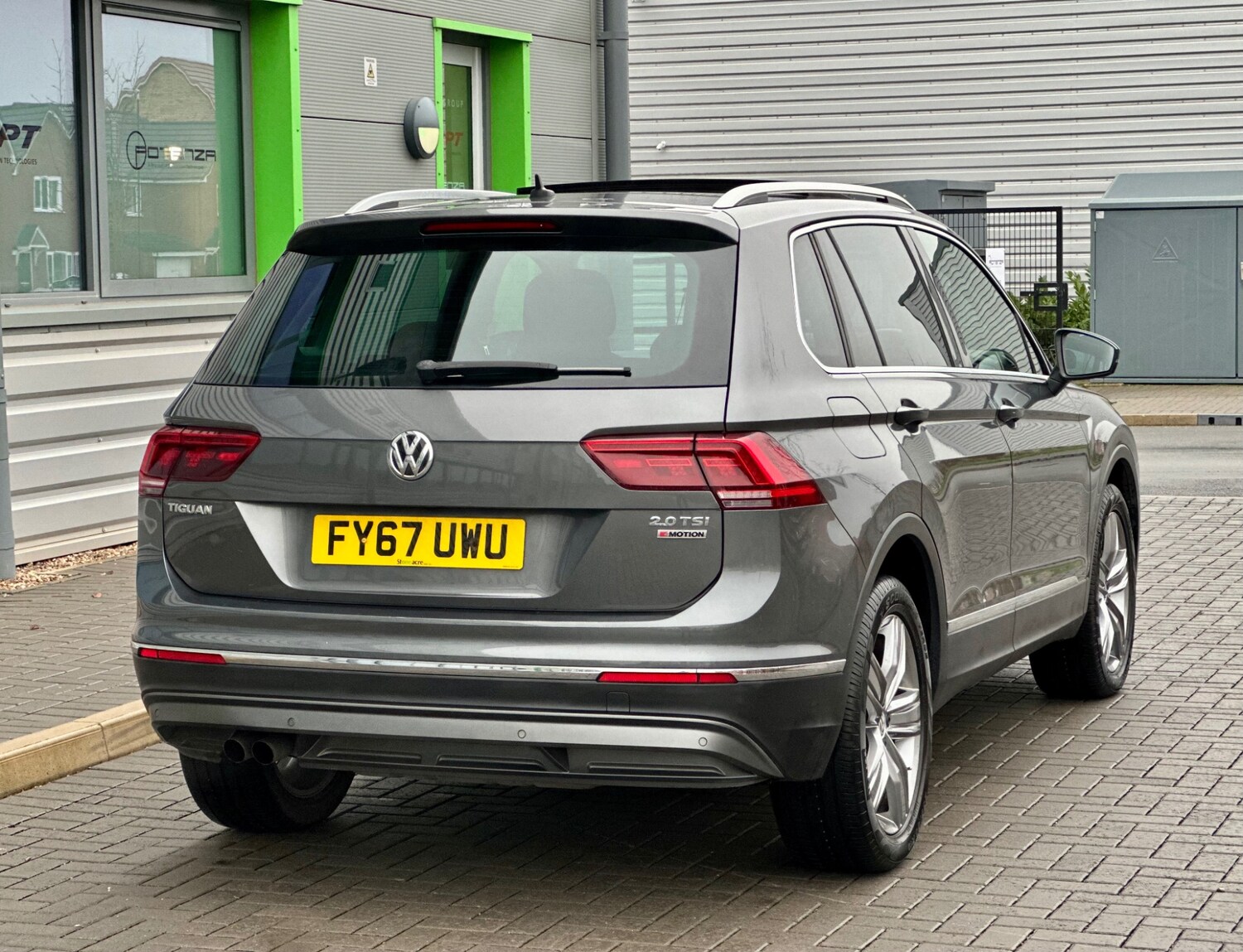 Used Volkswagen Tiguan 2017 for sale - 76594627: Photo 76