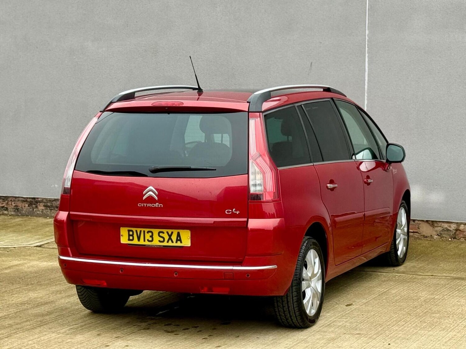 Used Citroen Grand C4 Picasso 2013 for sale - 77807168: Photo 90