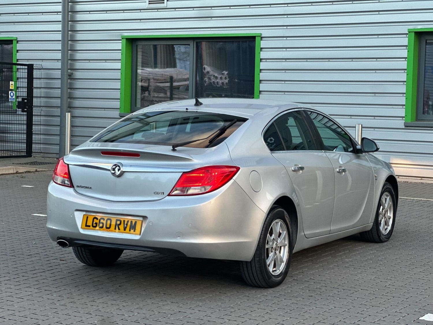 Used Vauxhall Insignia 2010 for sale - 77688979: Photo 18