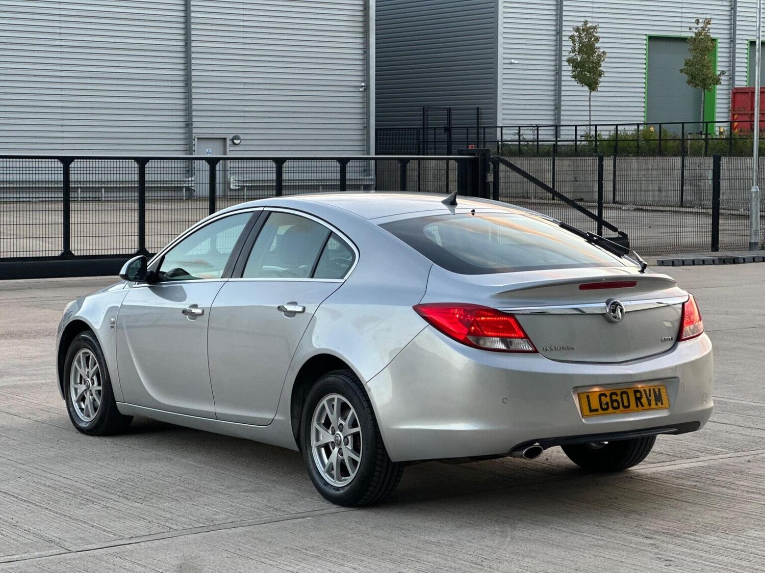 Used Vauxhall Insignia 2010 for sale - 77688979: Photo 27