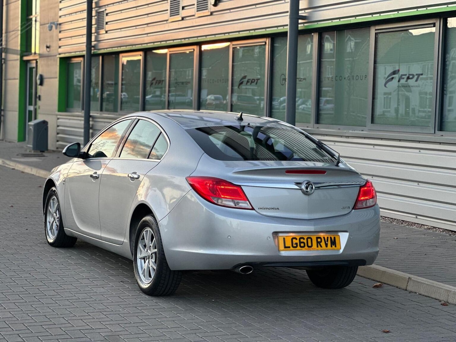 Used Vauxhall Insignia 2010 for sale - 77688979: Photo 32