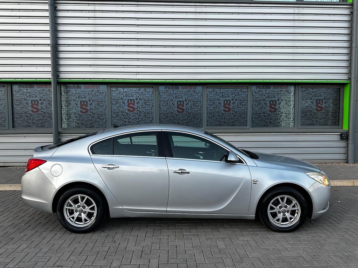 Used Vauxhall Insignia 2010 for sale - 77688979: Photo 35