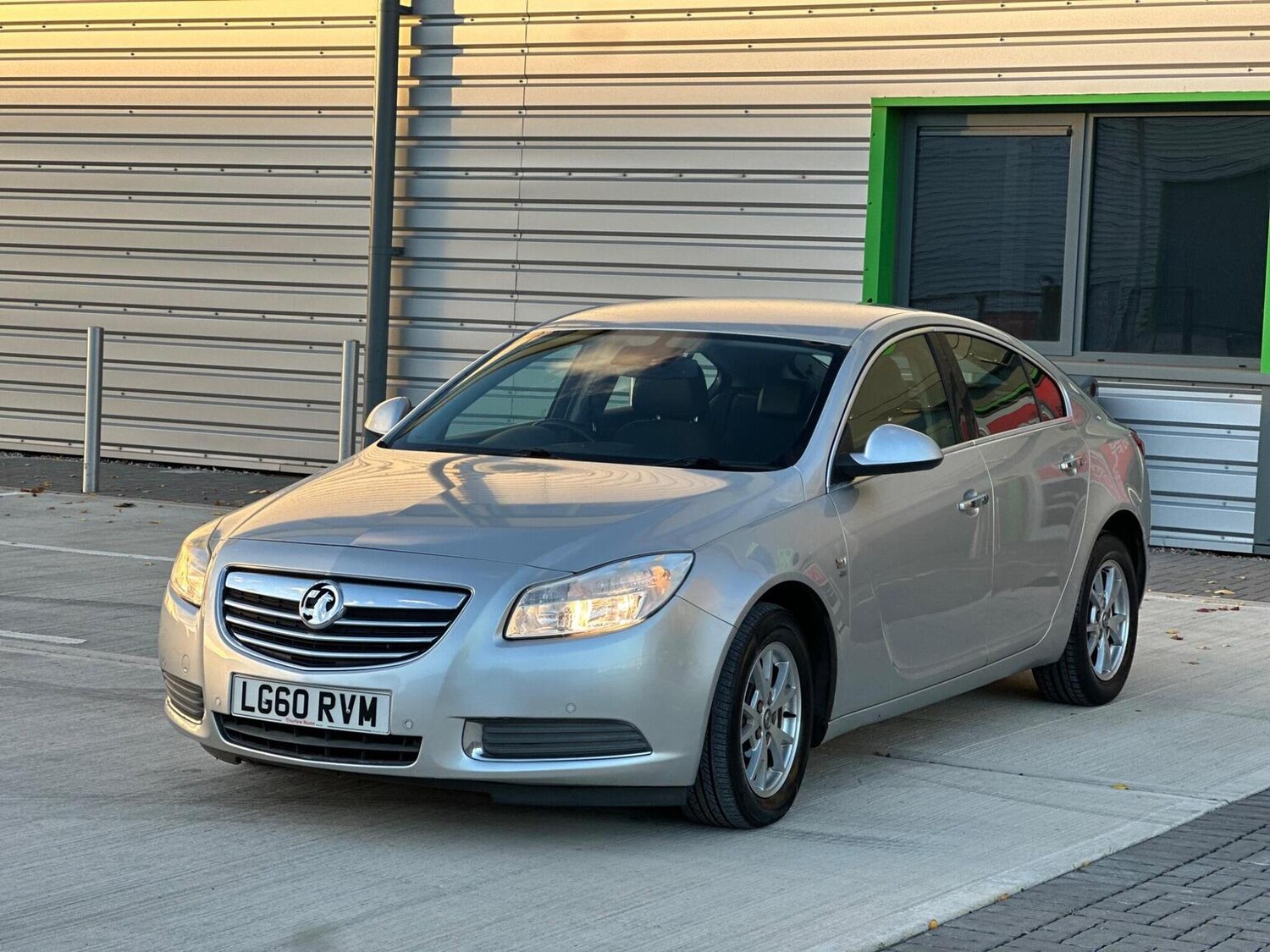 Used Vauxhall Insignia 2010 for sale - 77688979: Photo 63